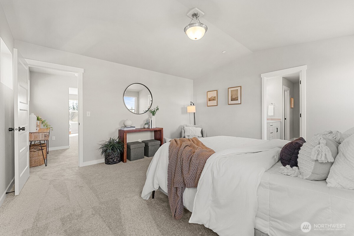 8113 73rd Place Property Photo 27