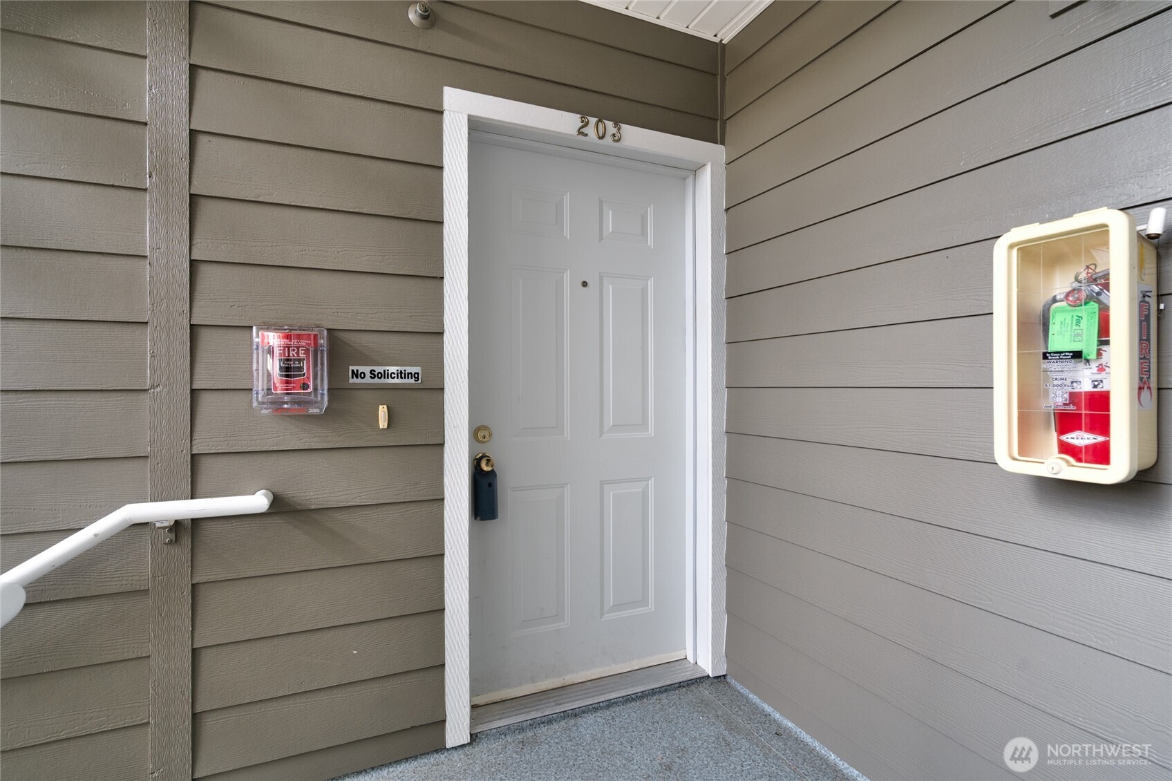 1640 Sw Mulberry Place C203 Property Photo 5