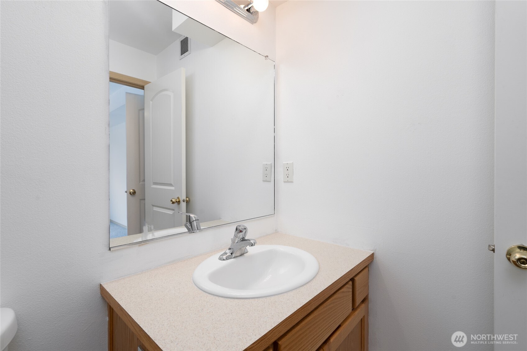 1640 Sw Mulberry Place C203 Property Photo 19