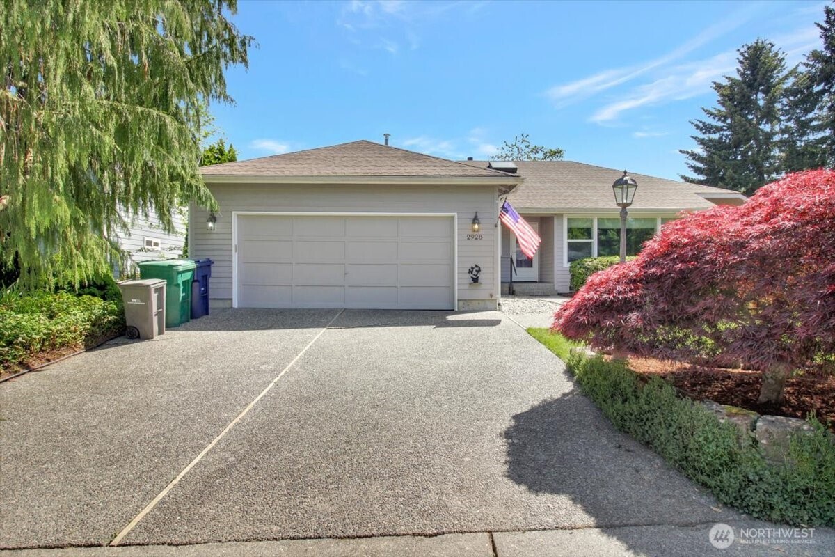 2928 209th Place Property Photo 4