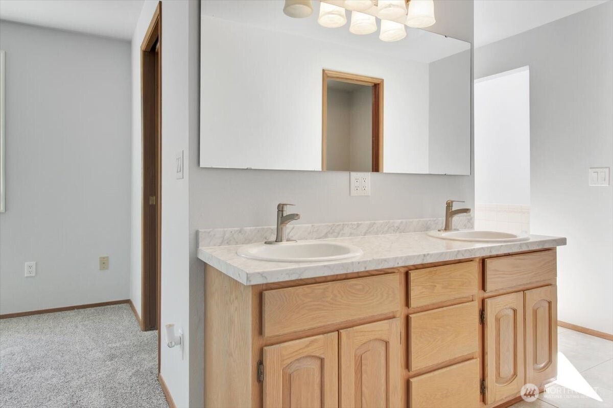 2928 209th Place Property Photo 18