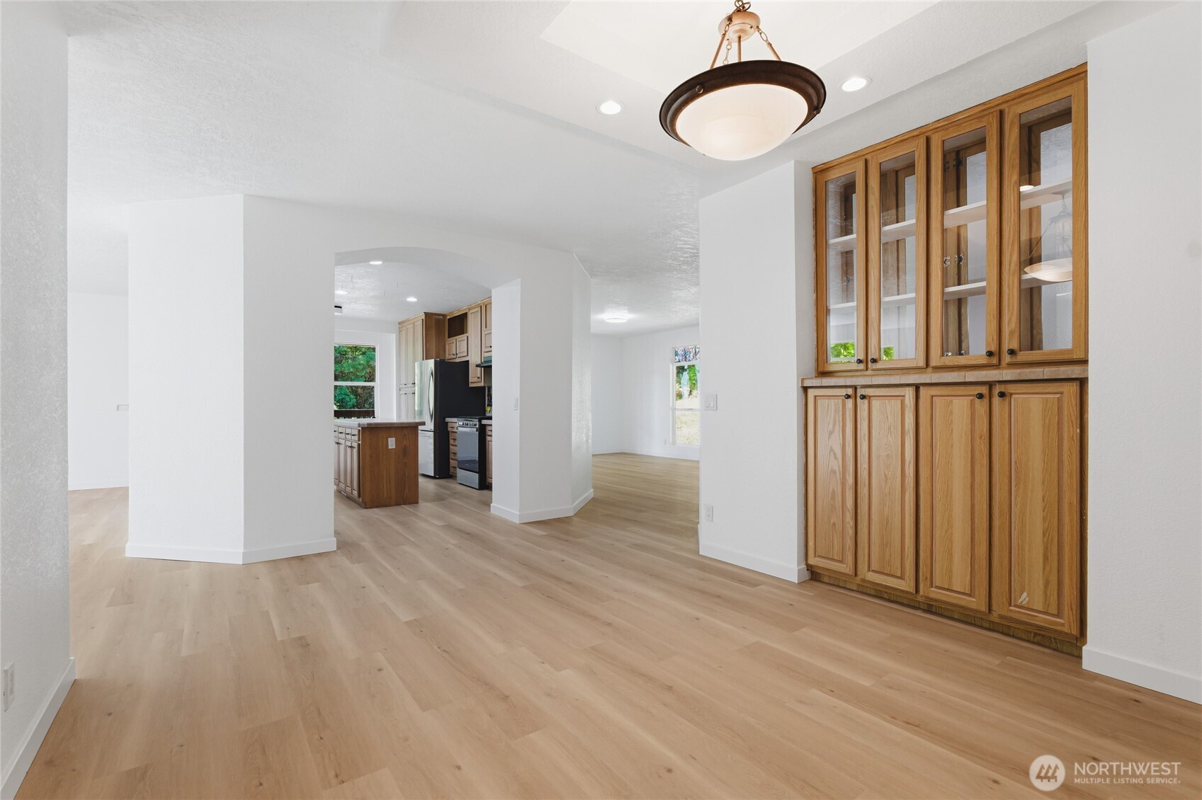 3939 Black Lake Boulevard Property Photo 15
