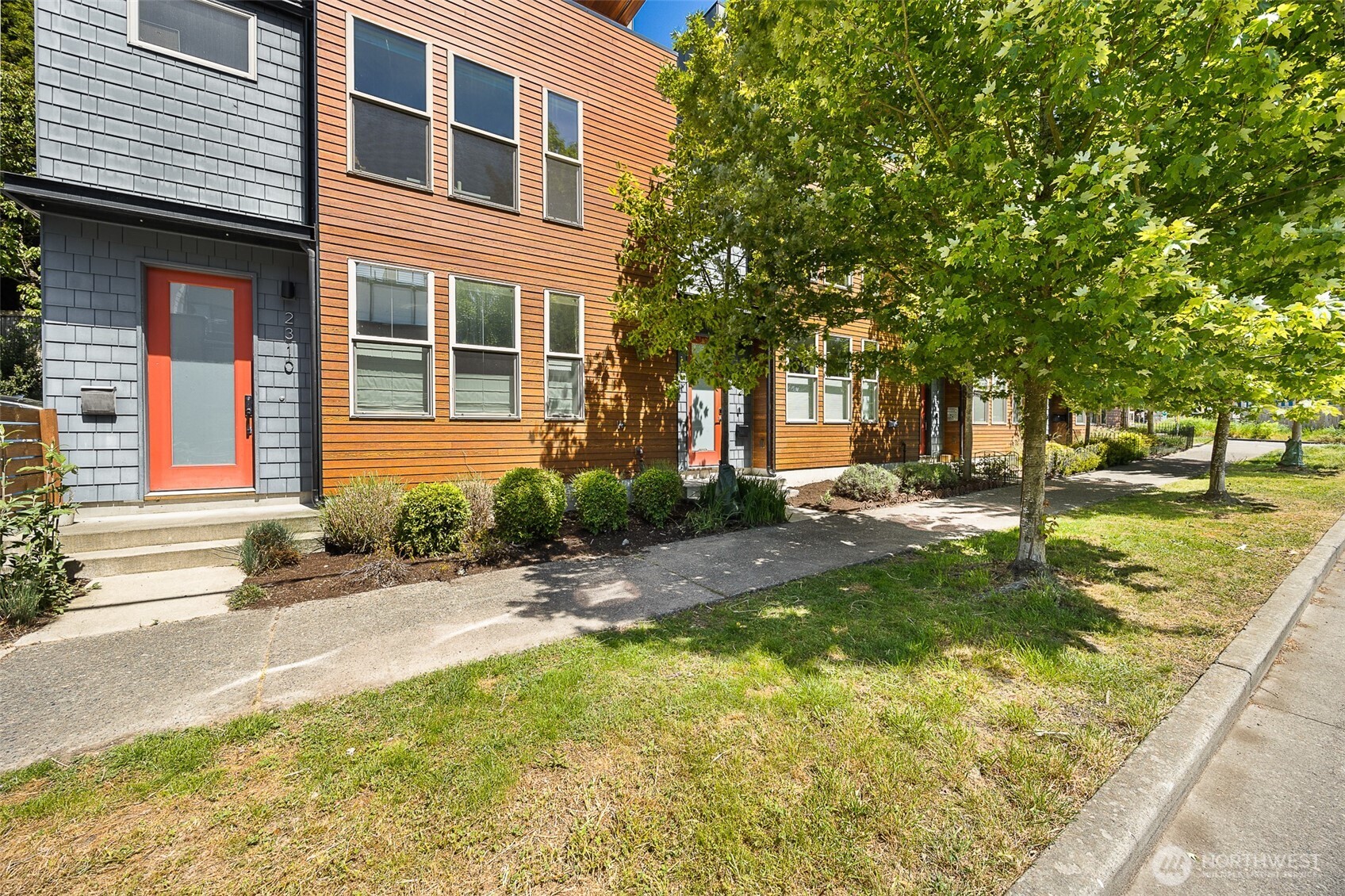 2312 S Judkins Street Property Photo 31