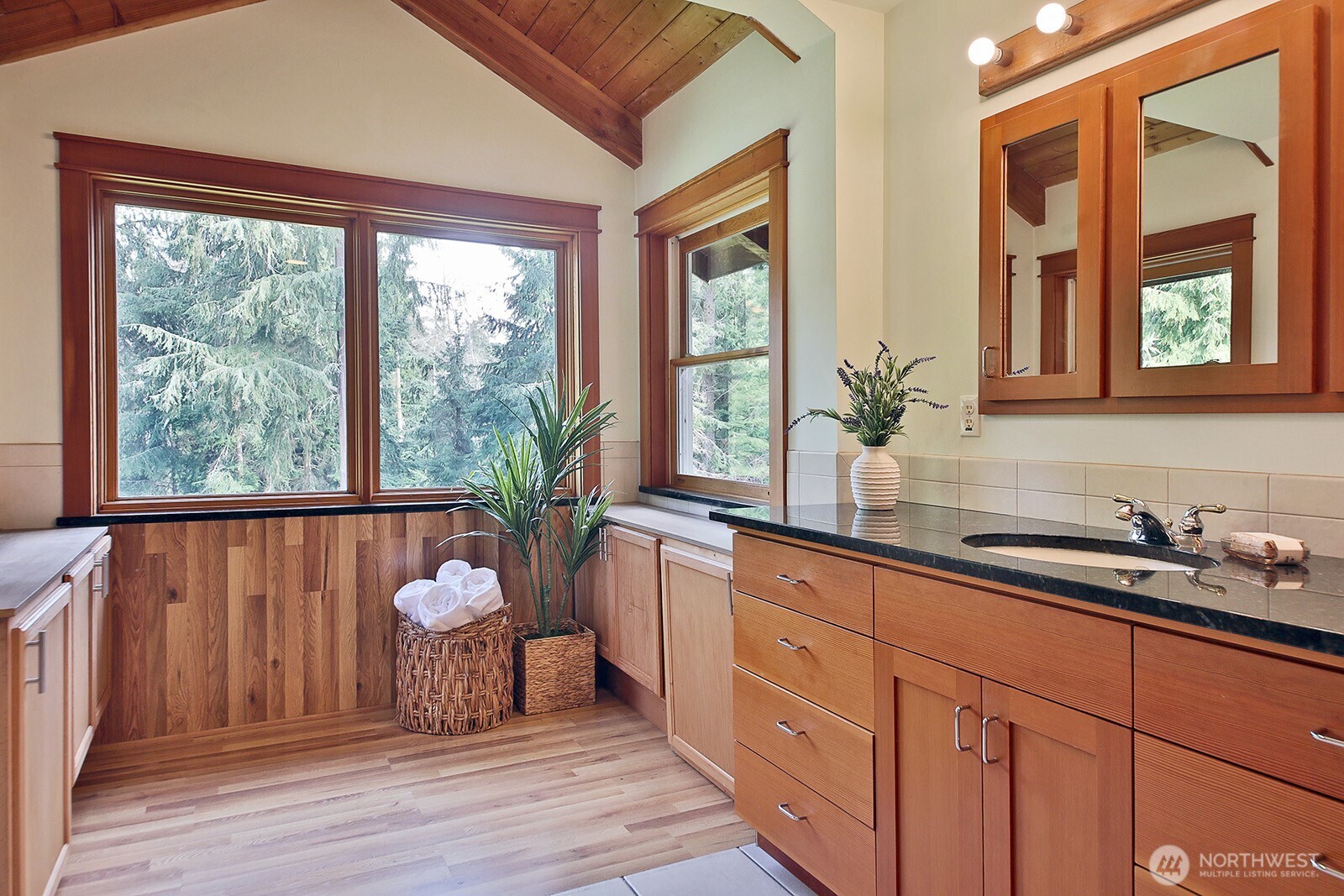 2970 Smugglers Cove Road Property Photo 20