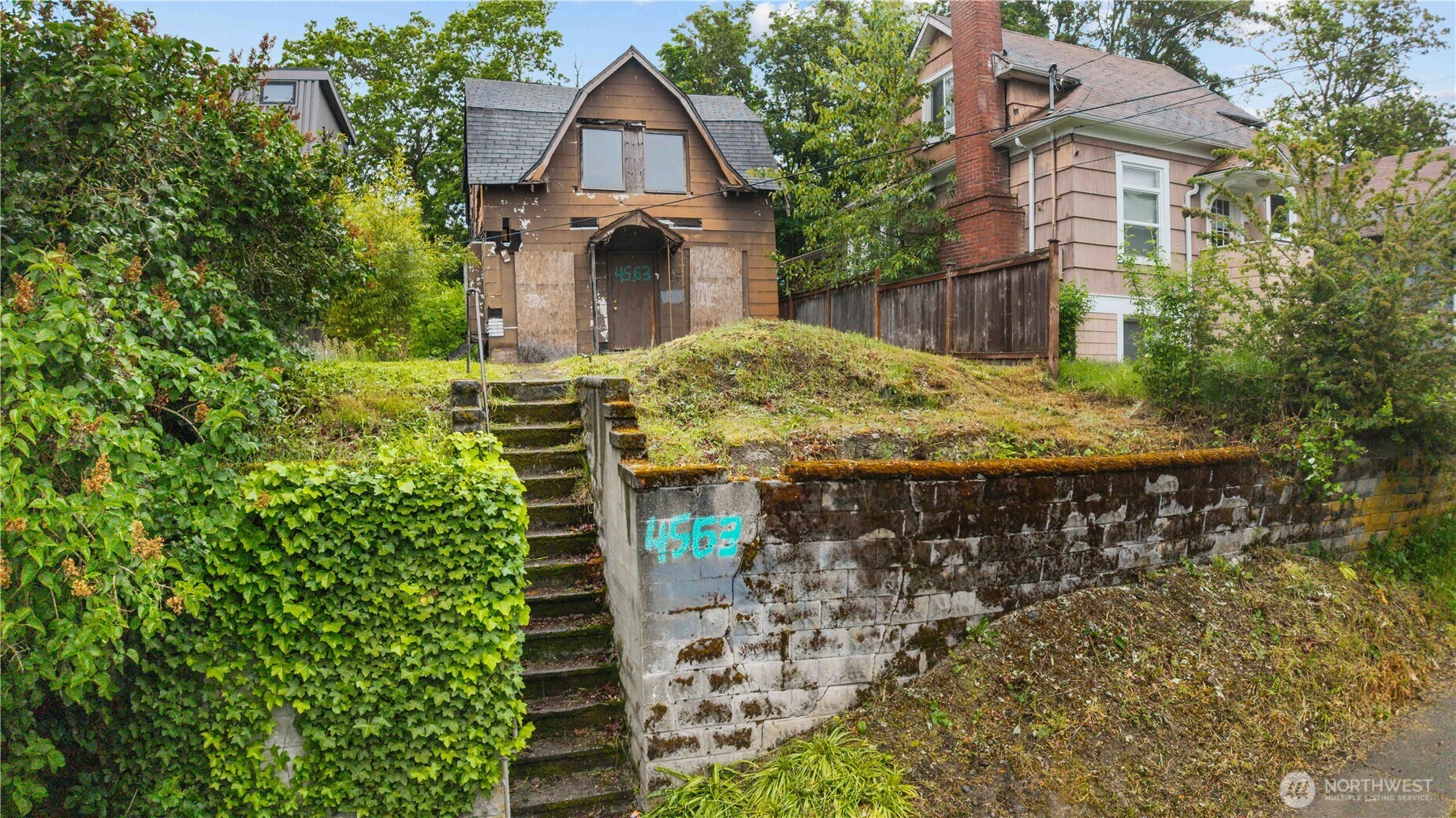 4563 33rd Avenue Property Photo 1