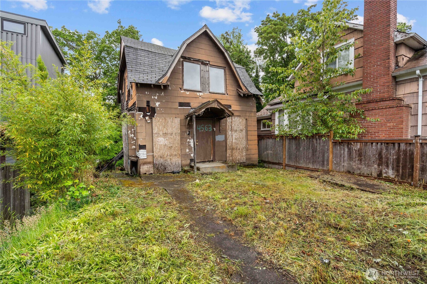 4563 33rd Avenue Property Photo 11