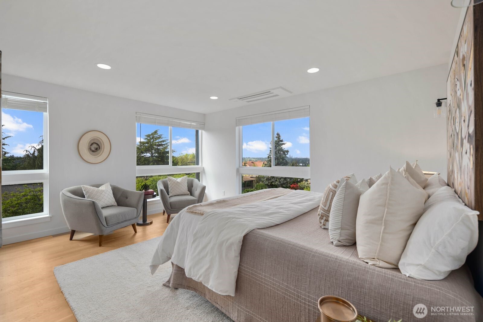 6103 S Norfolk Street Property Photo 15