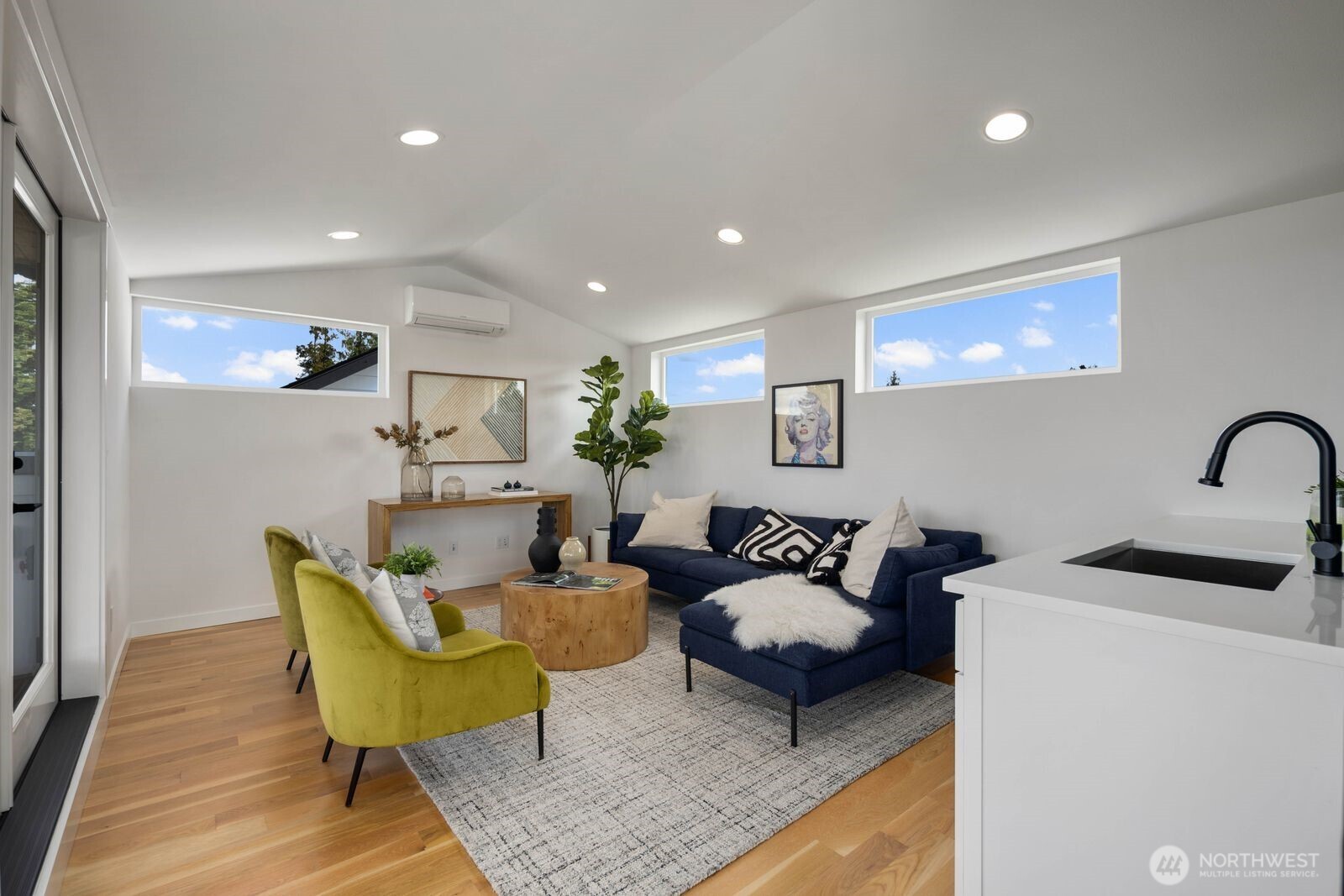 6103 S Norfolk Street Property Photo 26