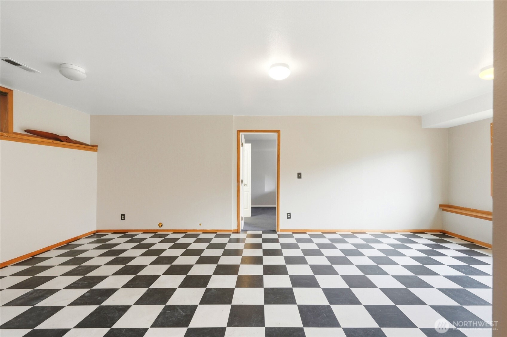 619 Willow Road Property Photo 24