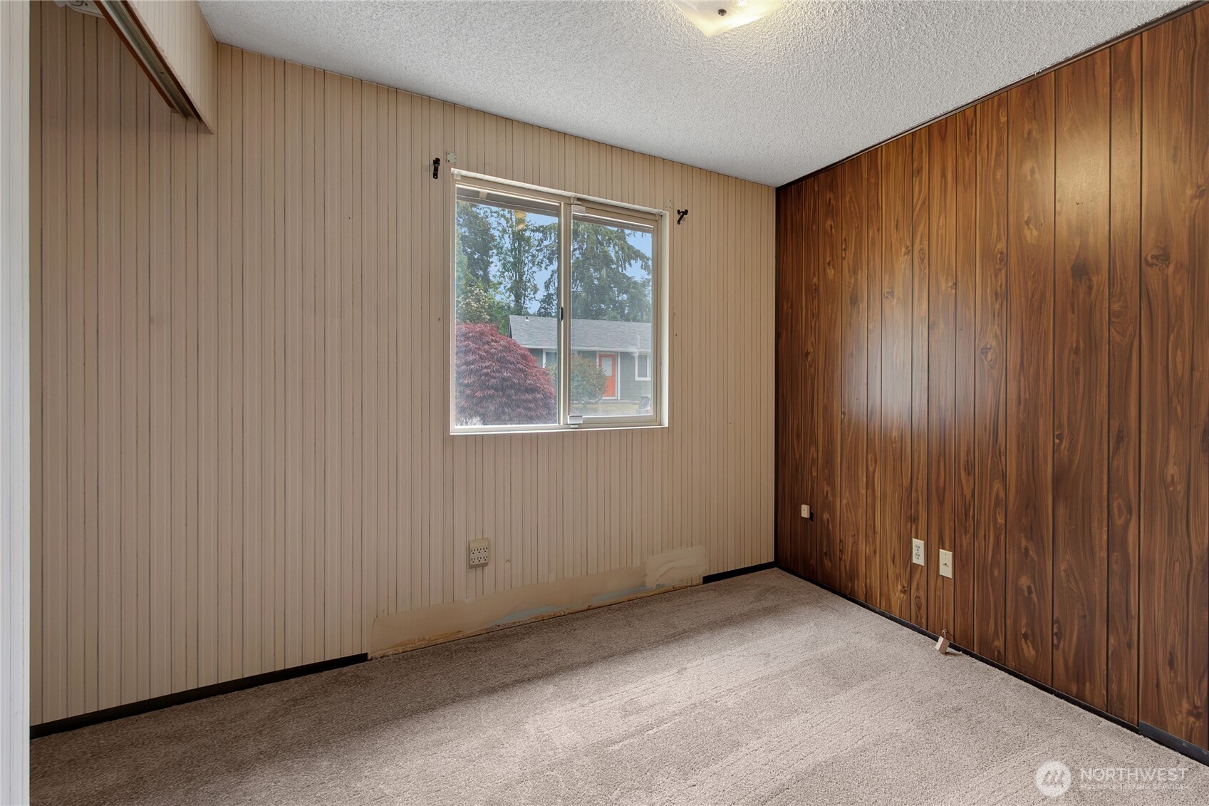 9209 Deers Tongue Cir W Property Photo 11