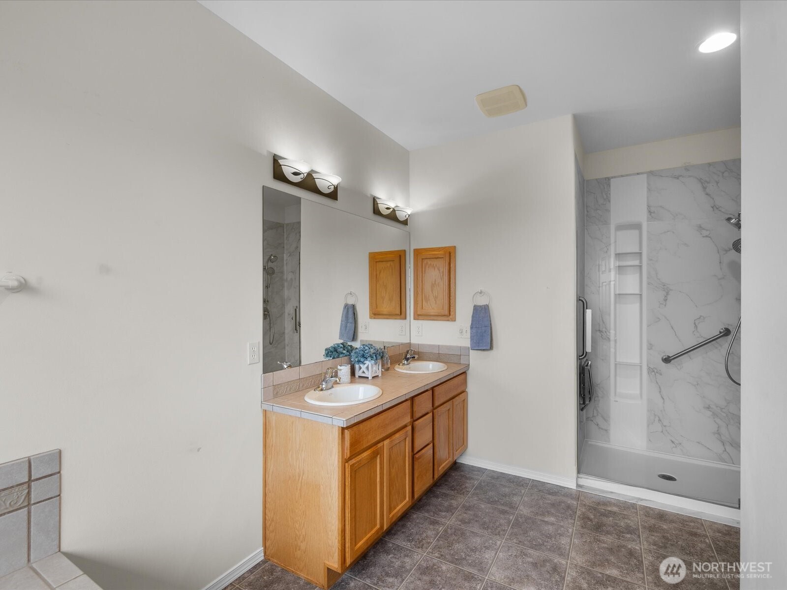 1003 Haven Heights Drive Property Photo 18