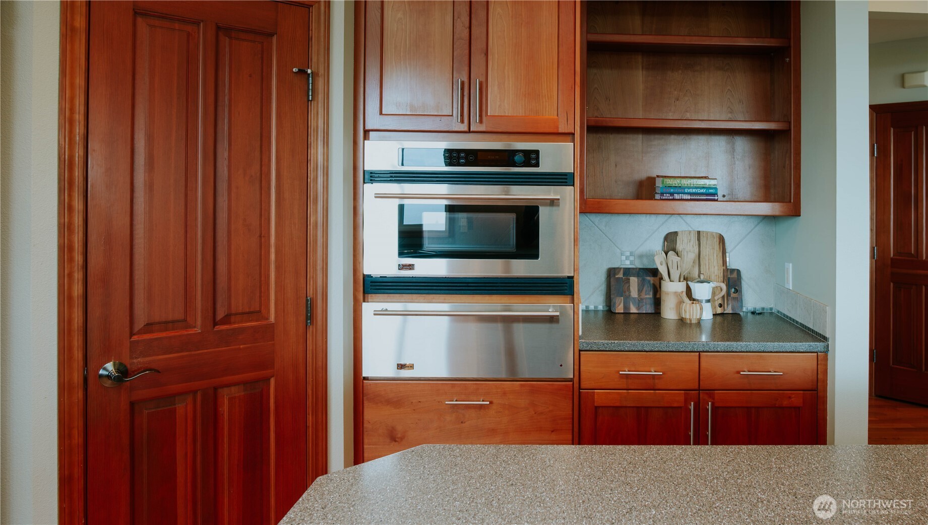 975 E Simmons Road Property Photo 10