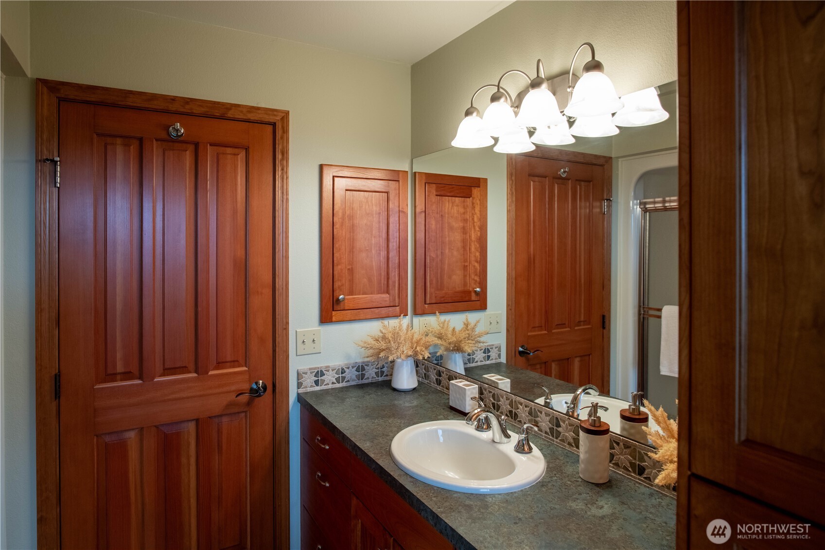 975 E Simmons Road Property Photo 27
