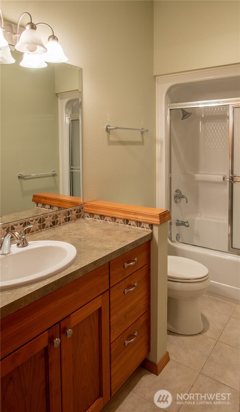 975 E Simmons Road Property Photo 30