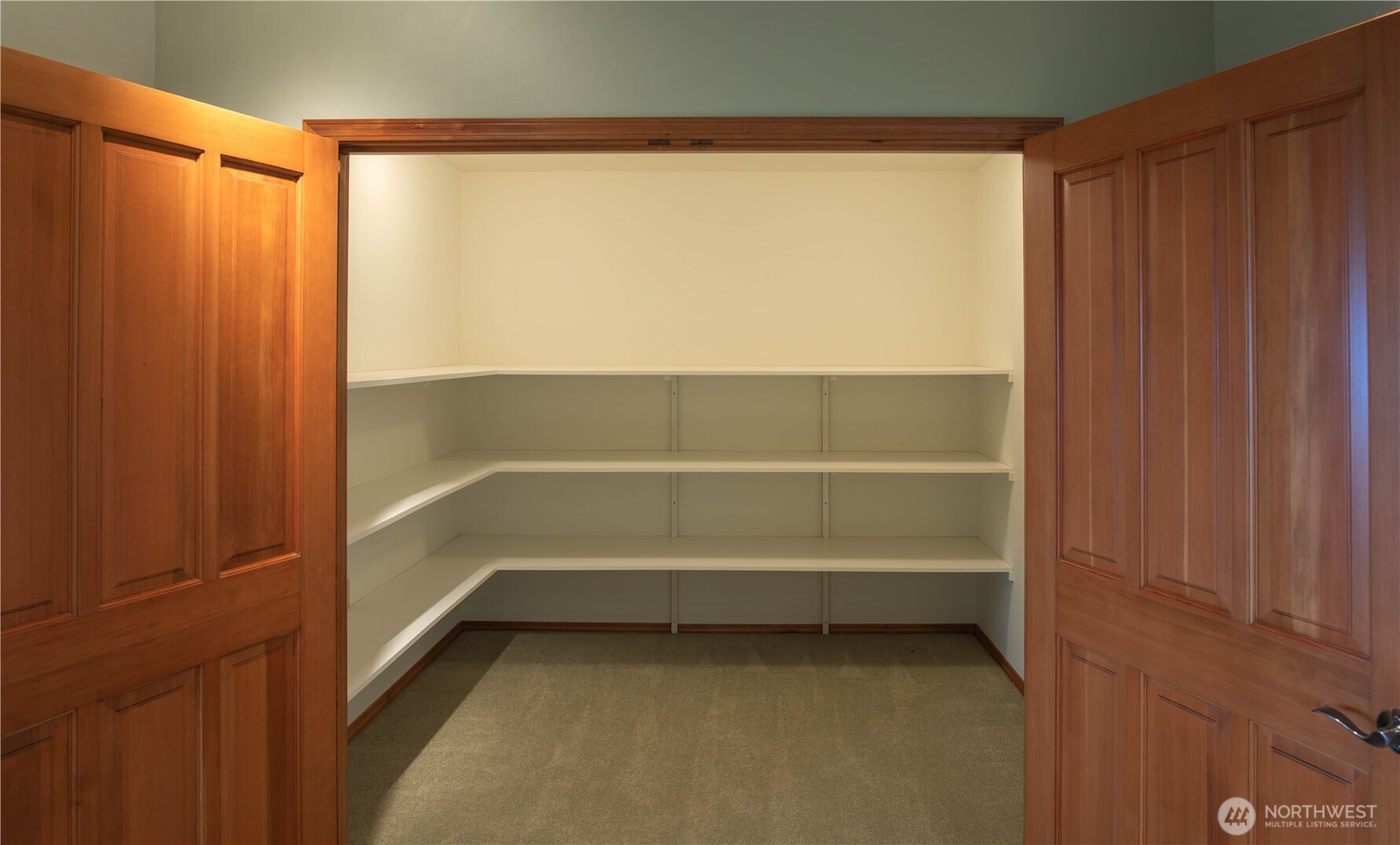 975 E Simmons Road Property Photo 32