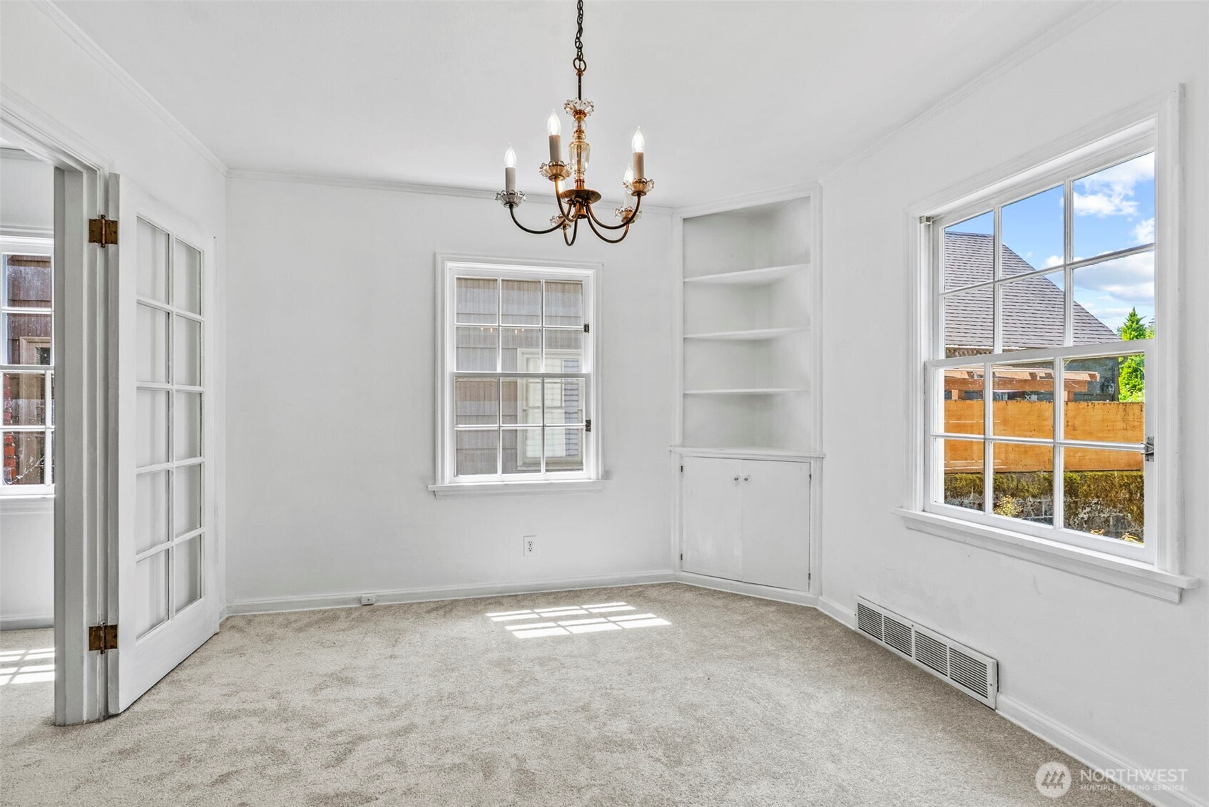 2809 Nichols Boulevard Property Photo 7