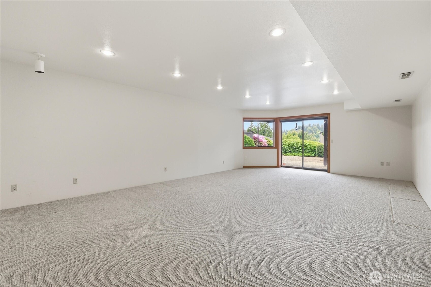 9520 Odin Way Property Photo 28