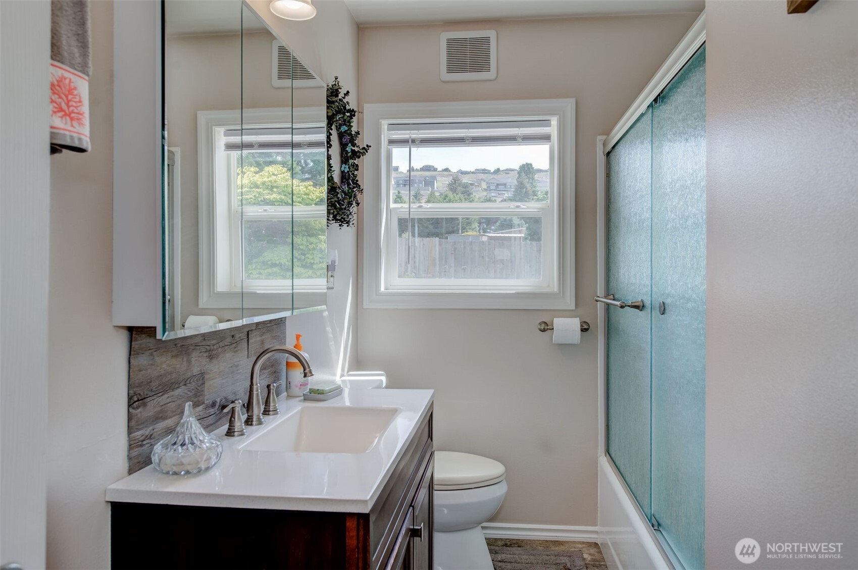 2901 Sunset Highway Property Photo 7