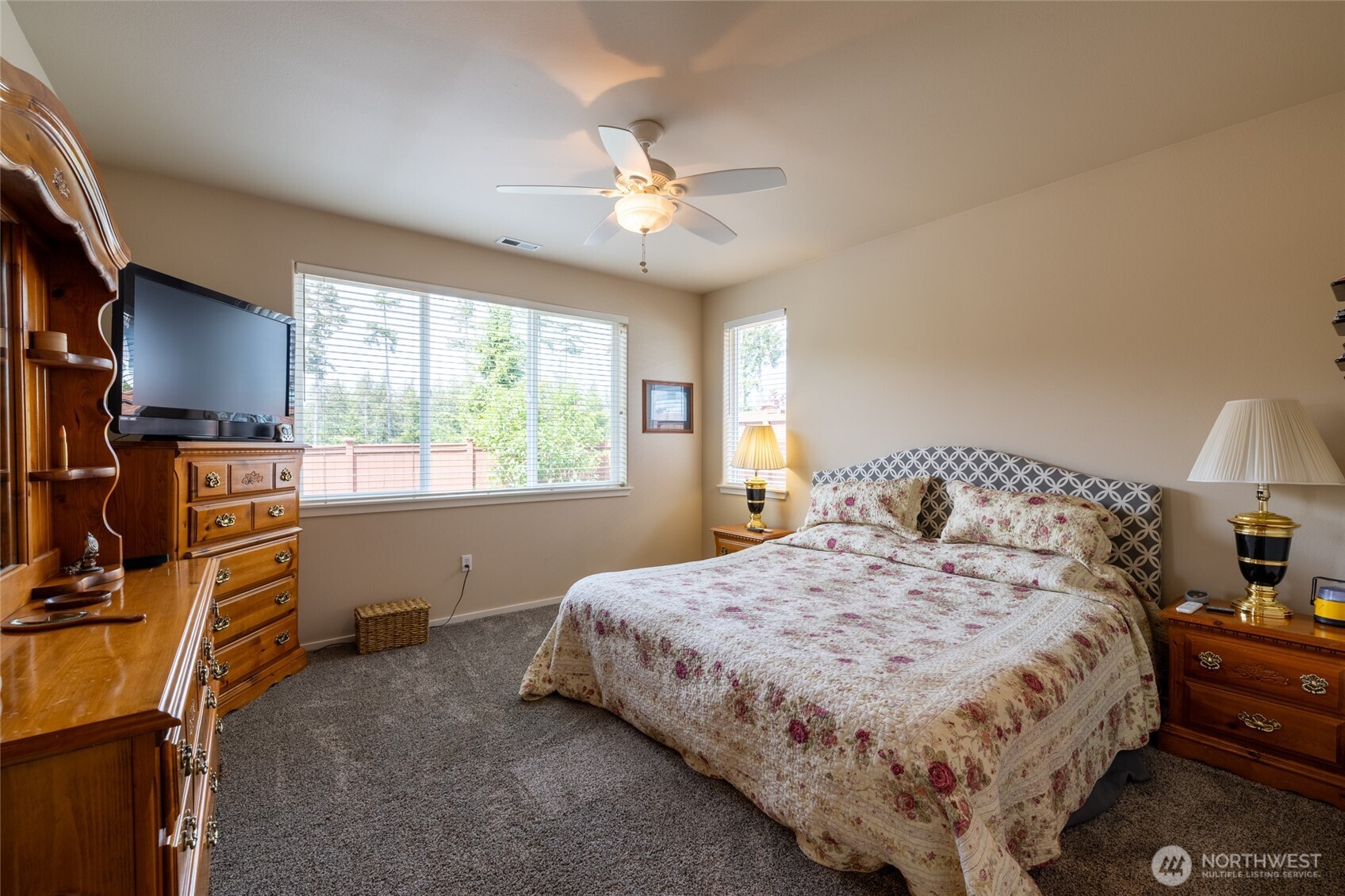 8304 Vashon Drive Property Photo 9