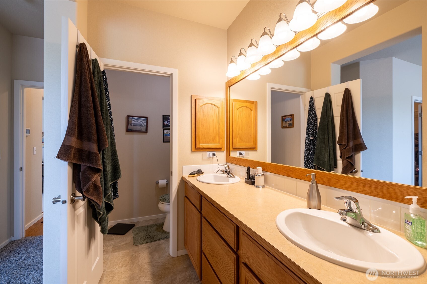8304 Vashon Drive Property Photo 11