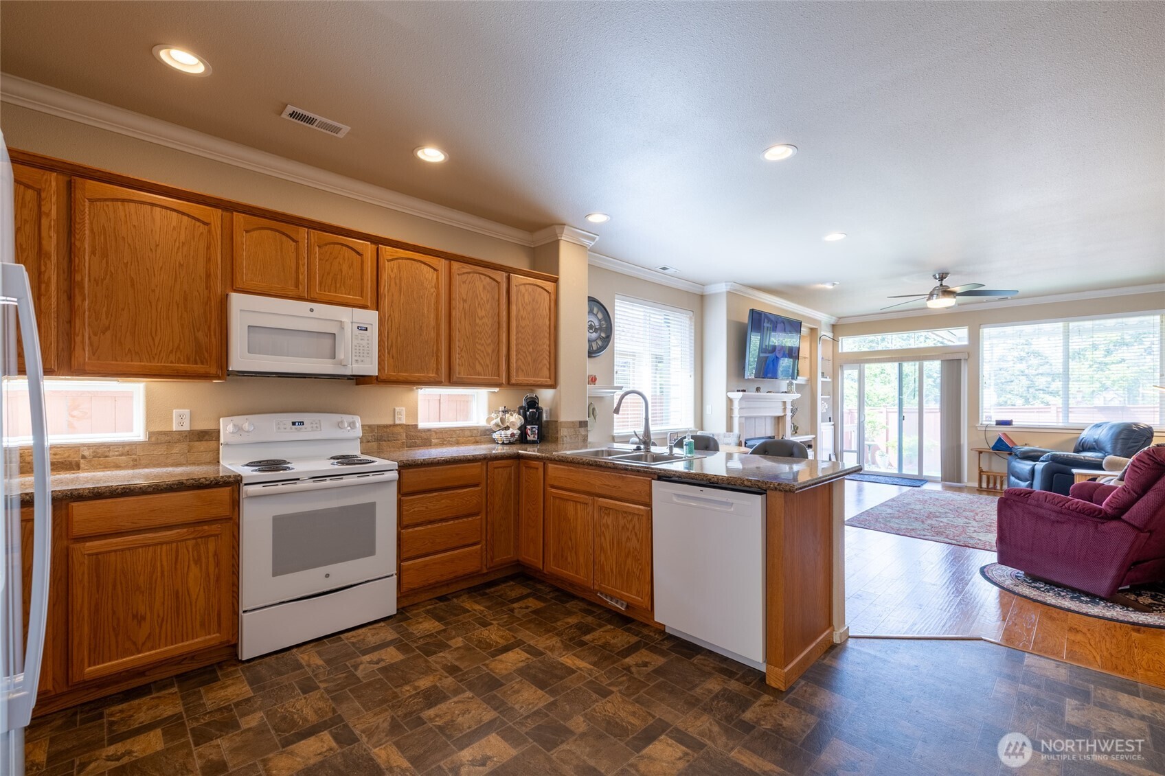 8304 Vashon Drive Property Photo 19