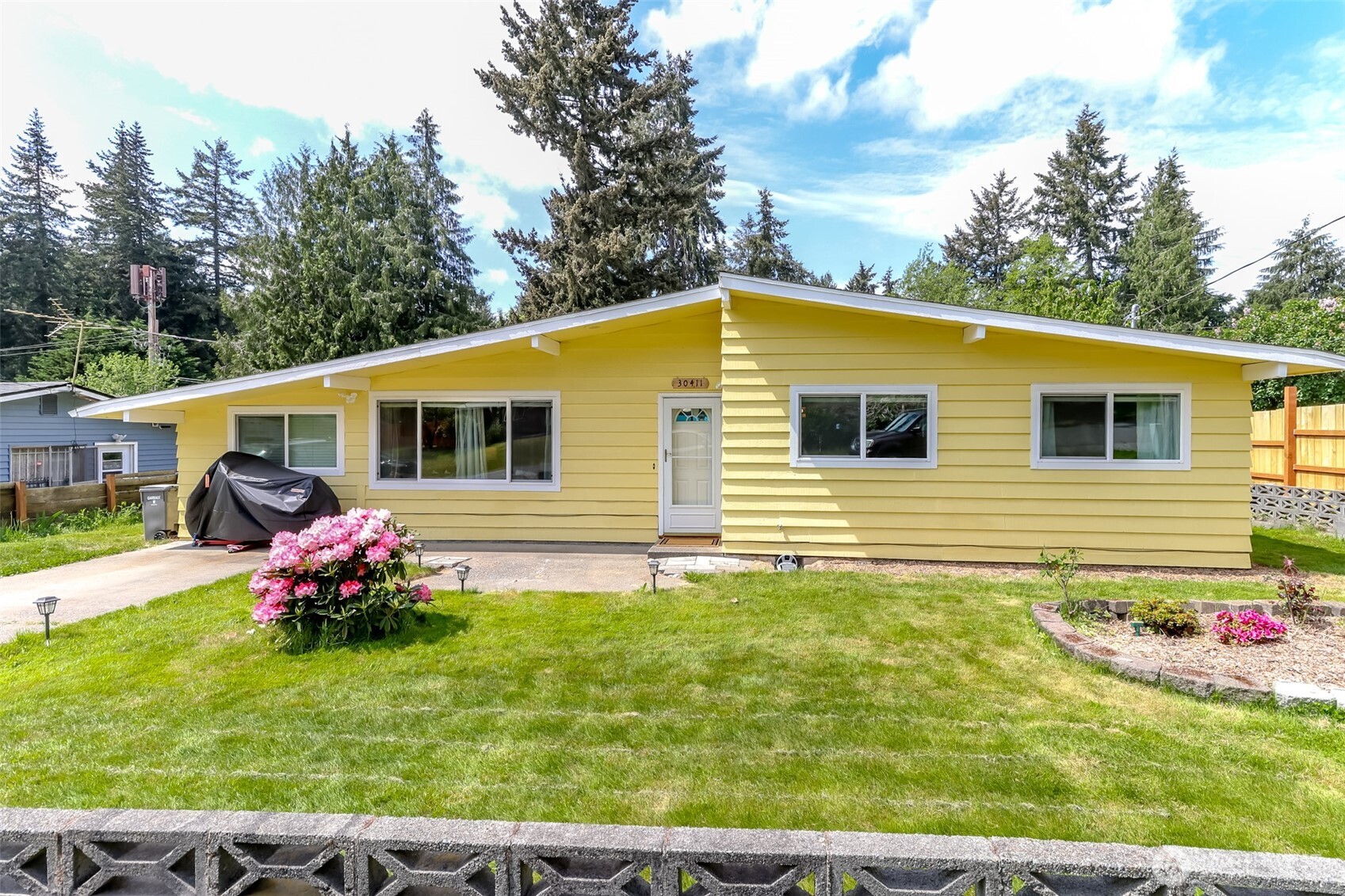 30411 12th Place Property Photo 1