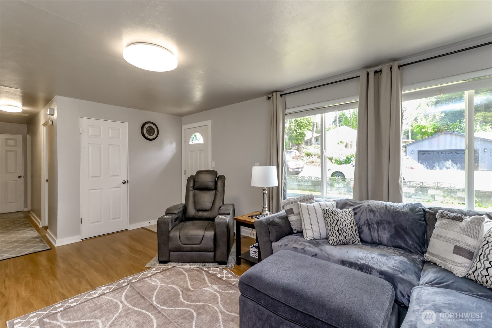 30411 12th Place Property Photo 3