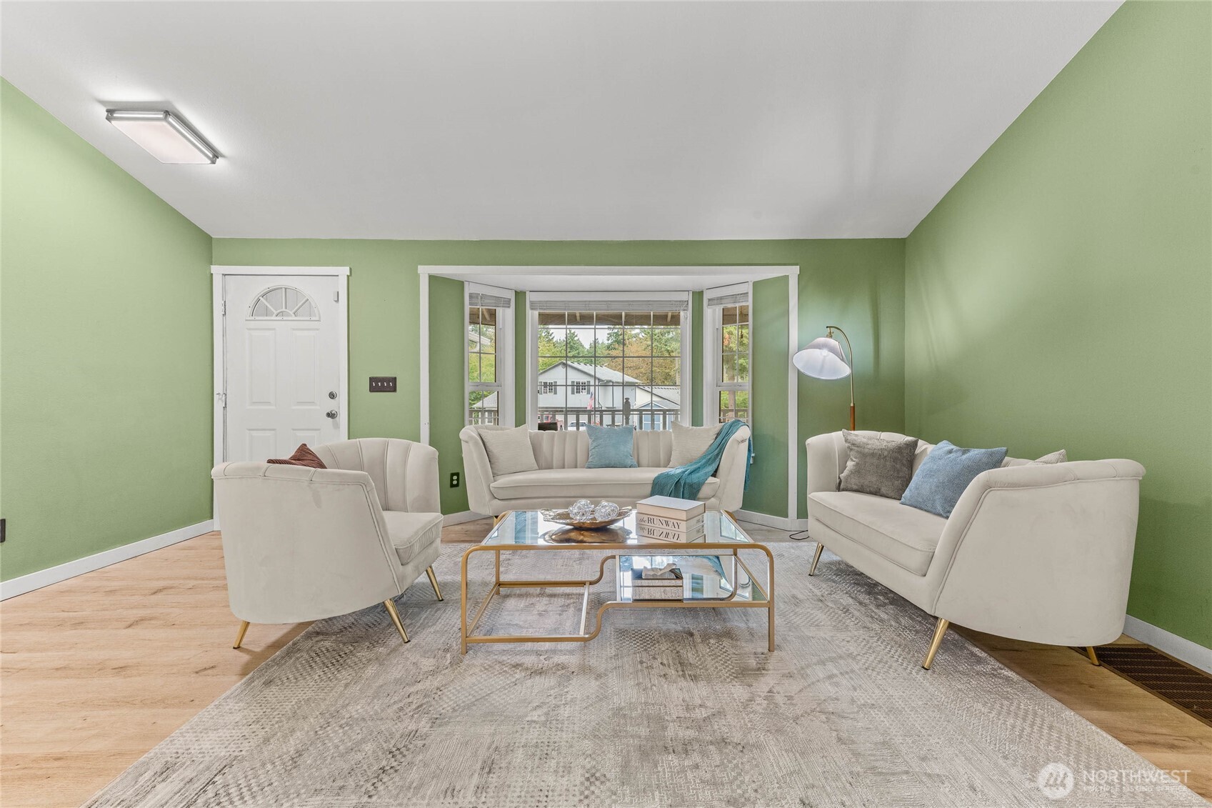 18107 E Clear Lake Boulevard Property Photo 2