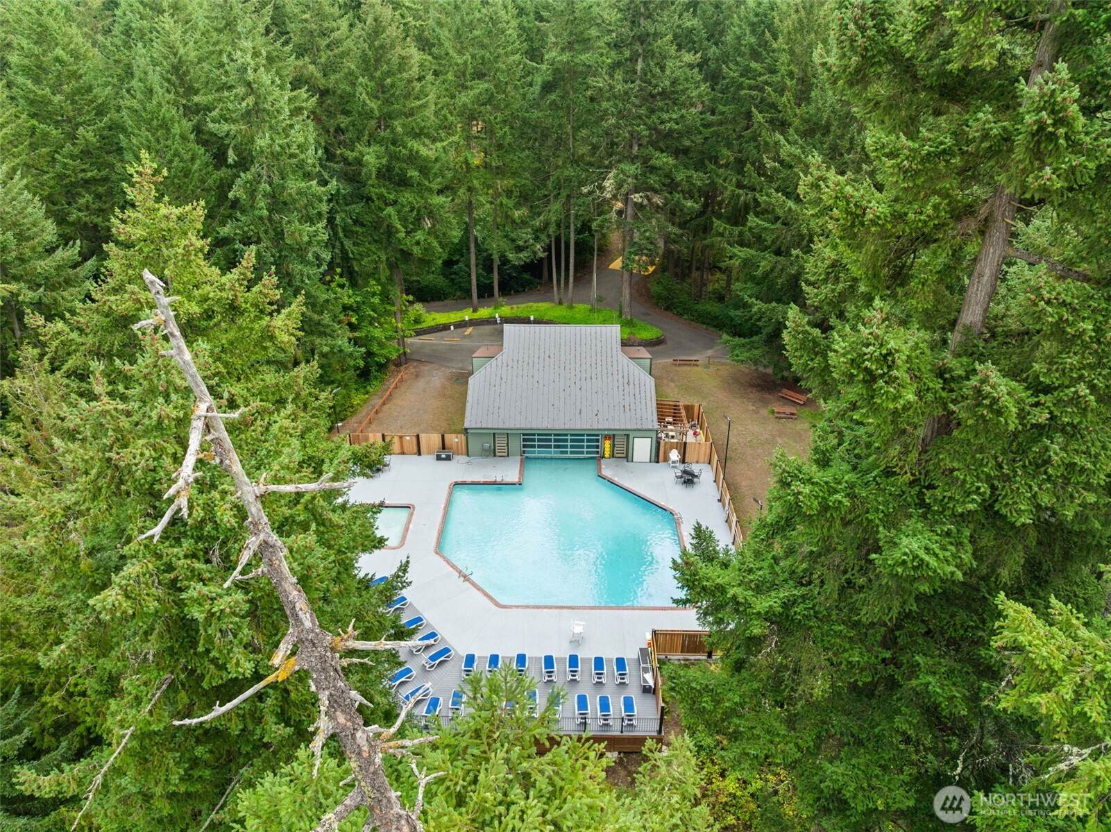 18107 E Clear Lake Boulevard Property Photo 10