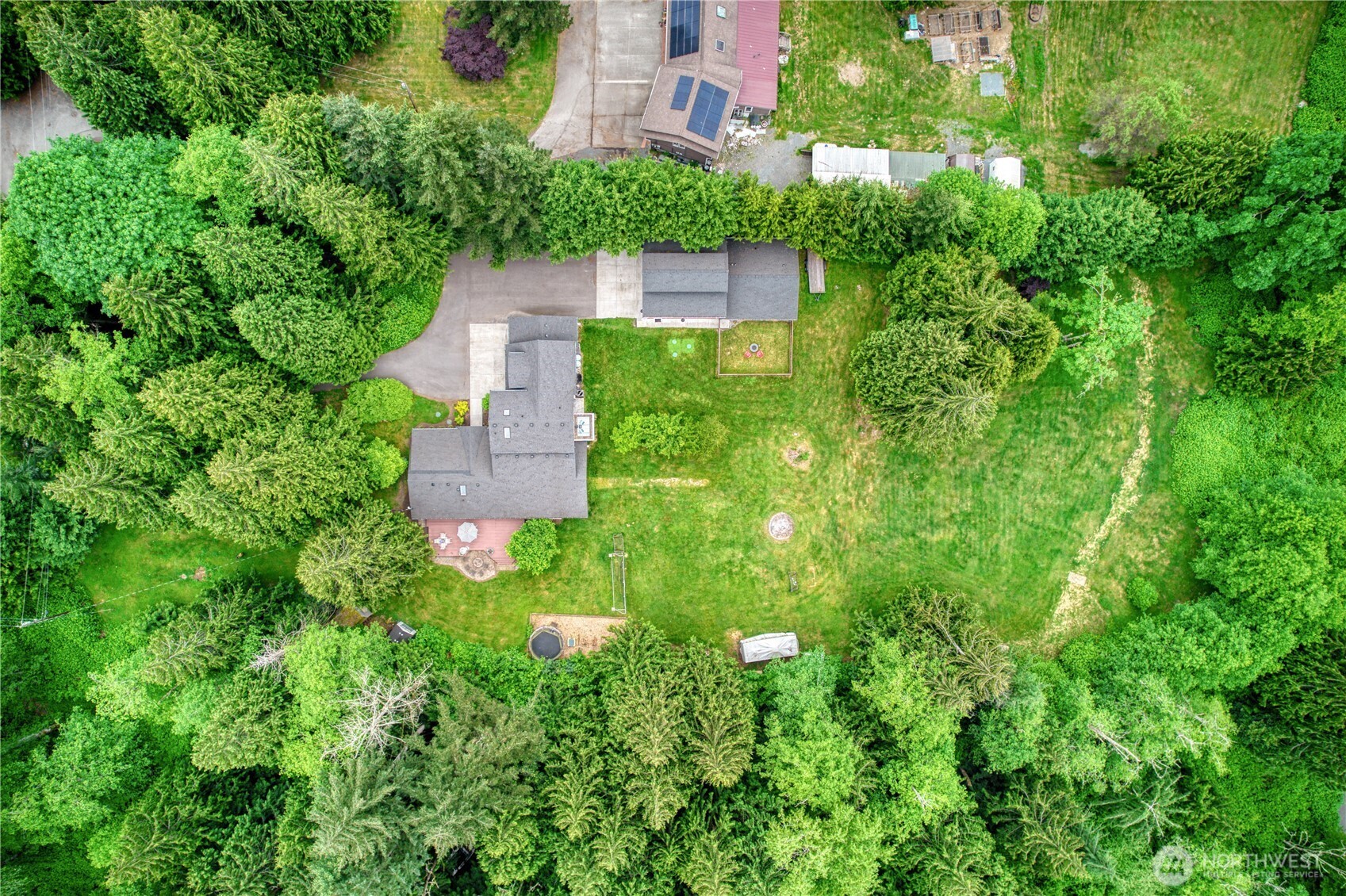 16023 Snohomish Avenue Property Photo 3