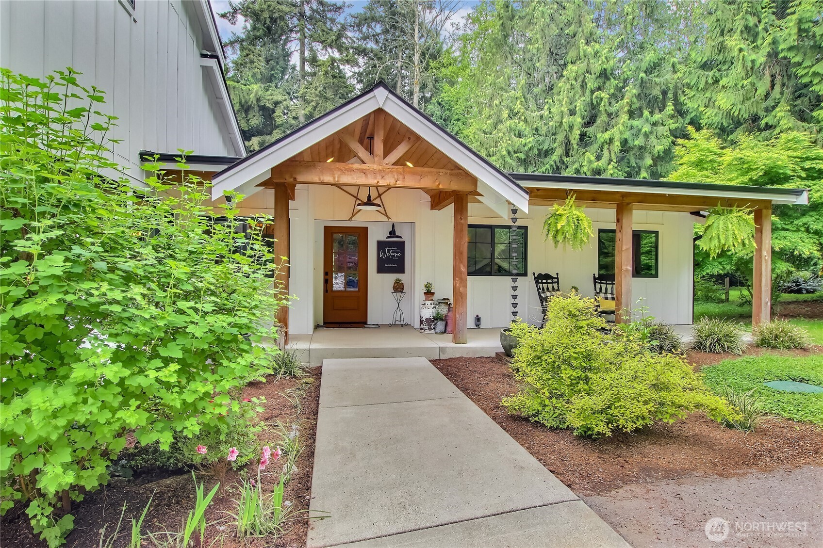 16023 Snohomish Avenue Property Photo 4