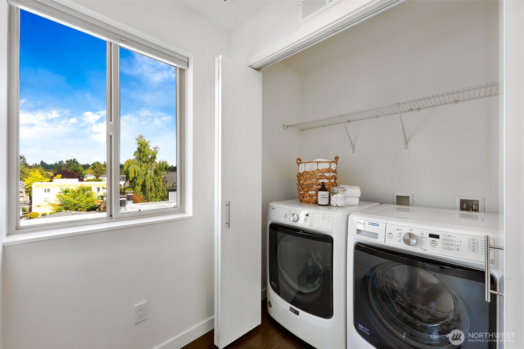 9230 Interlake Avenue Property Photo 26