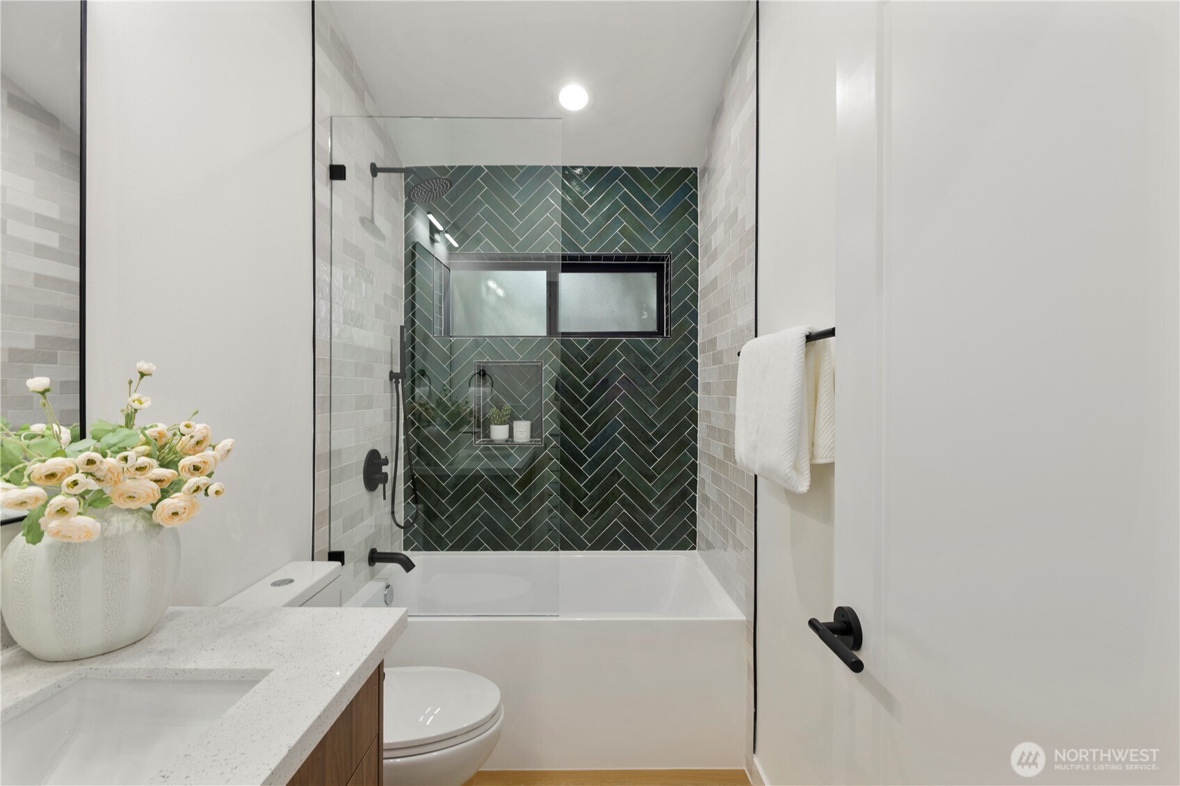 8823 Dibble Avenue Property Photo 26
