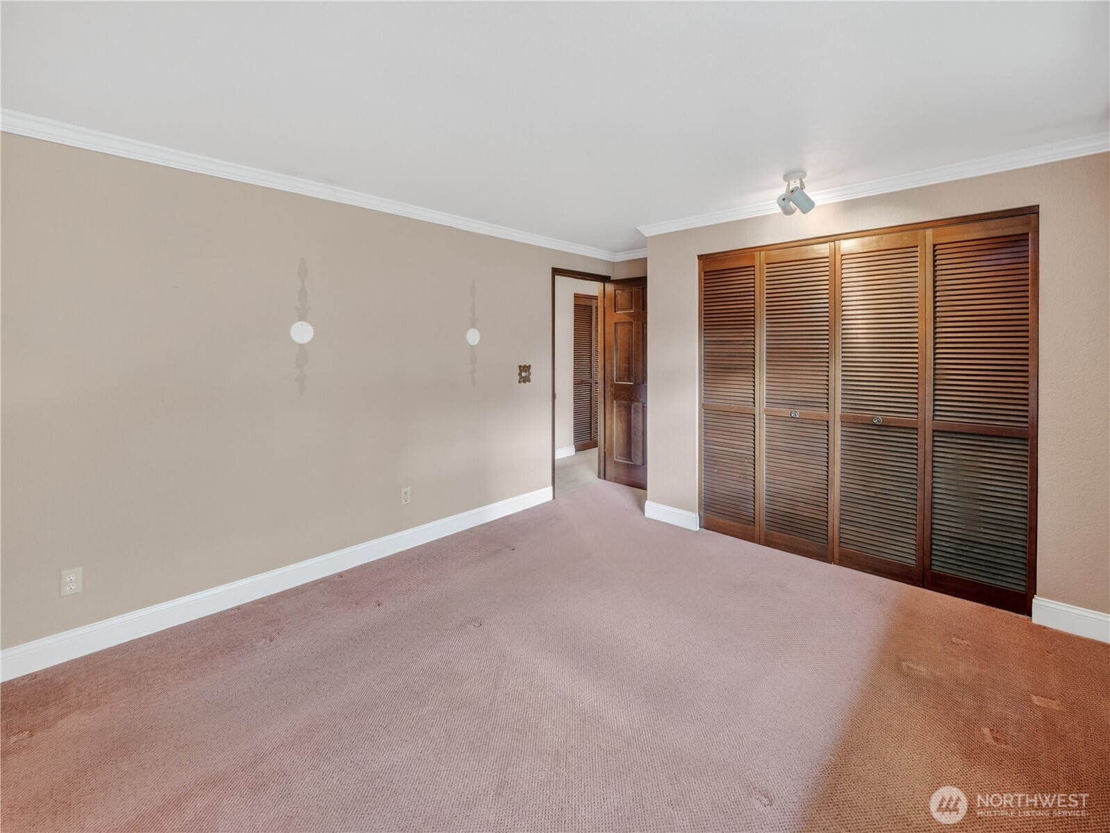 43810 244th Avenue Property Photo 19
