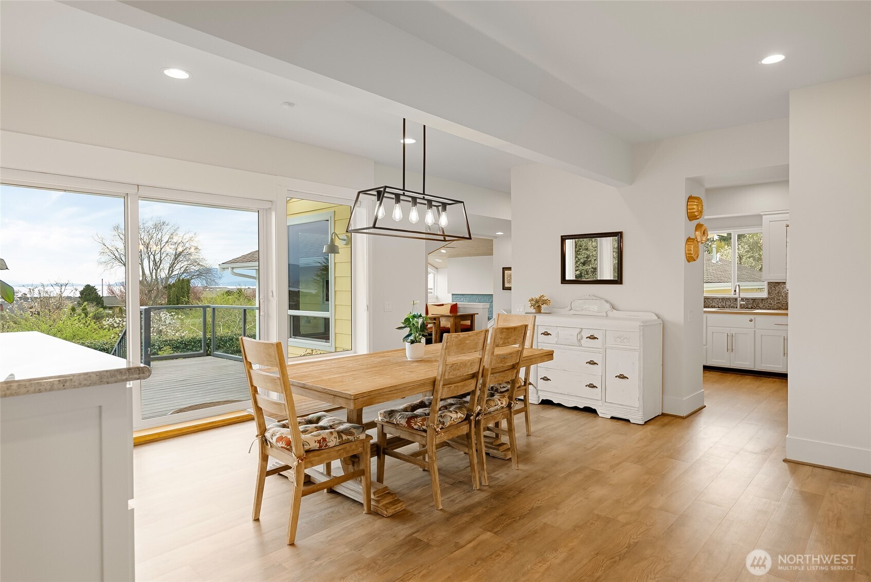 3910 Cliffside Drive Property Photo 16