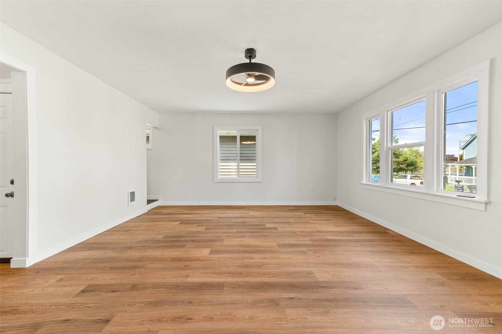 411 11th Street Property Photo 7