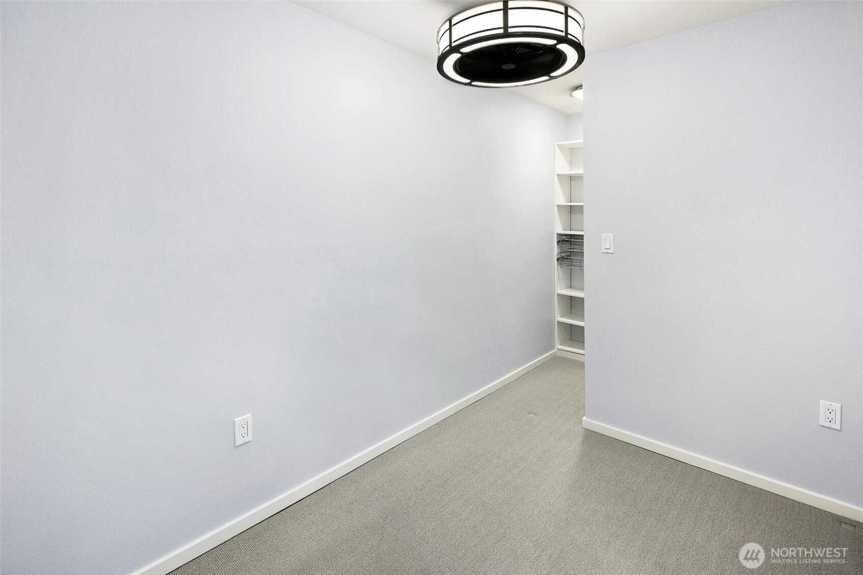 425 Vine Street 614 Property Photo 15