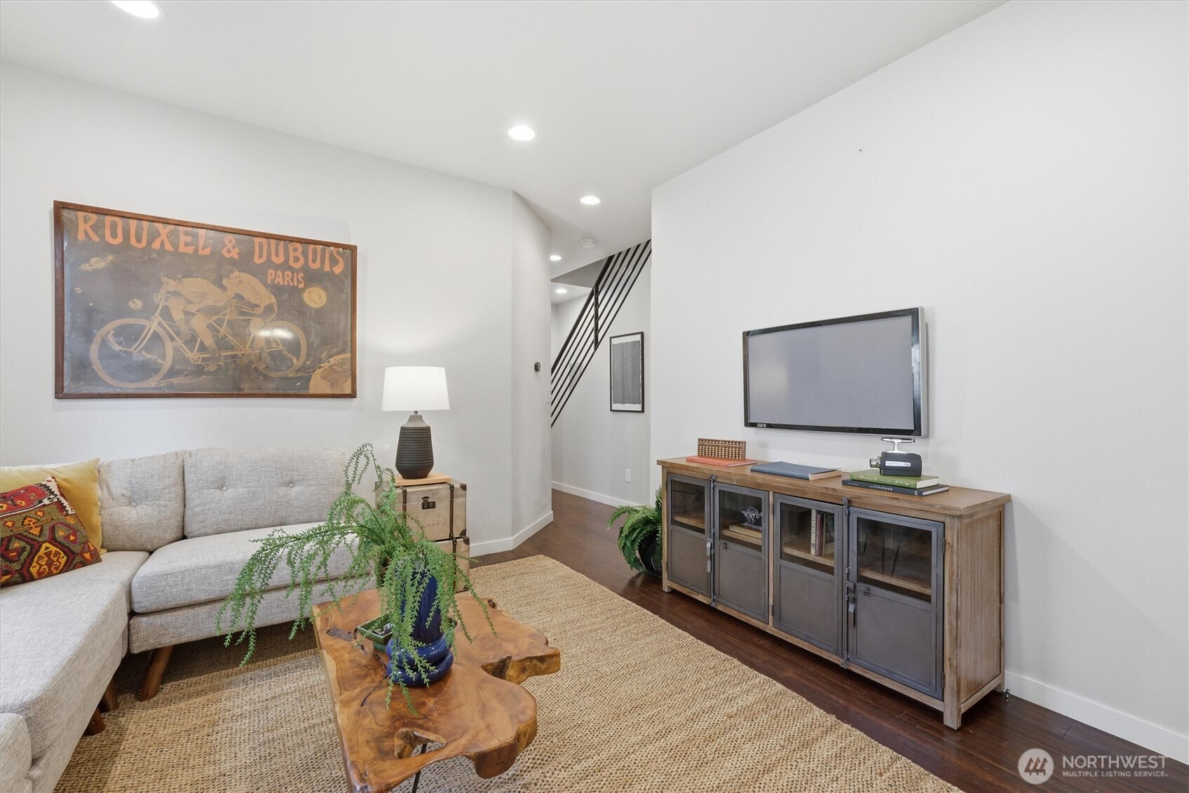 6211 Carleton Avenue Property Photo 13