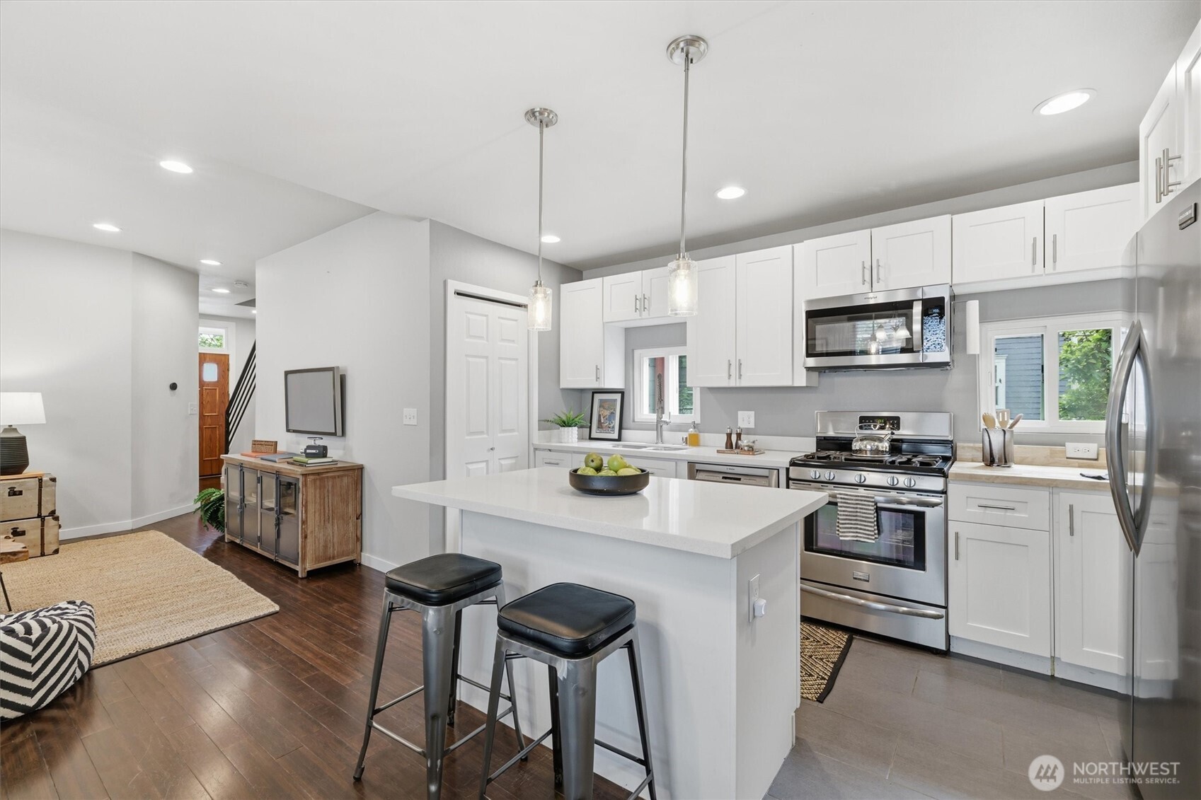 6211 Carleton Avenue Property Photo 16