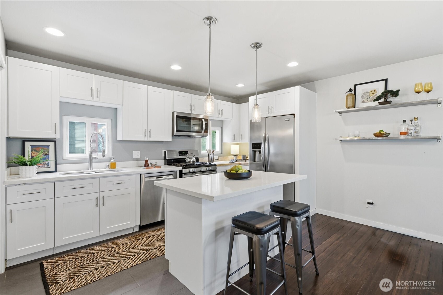 6211 Carleton Avenue Property Photo 17