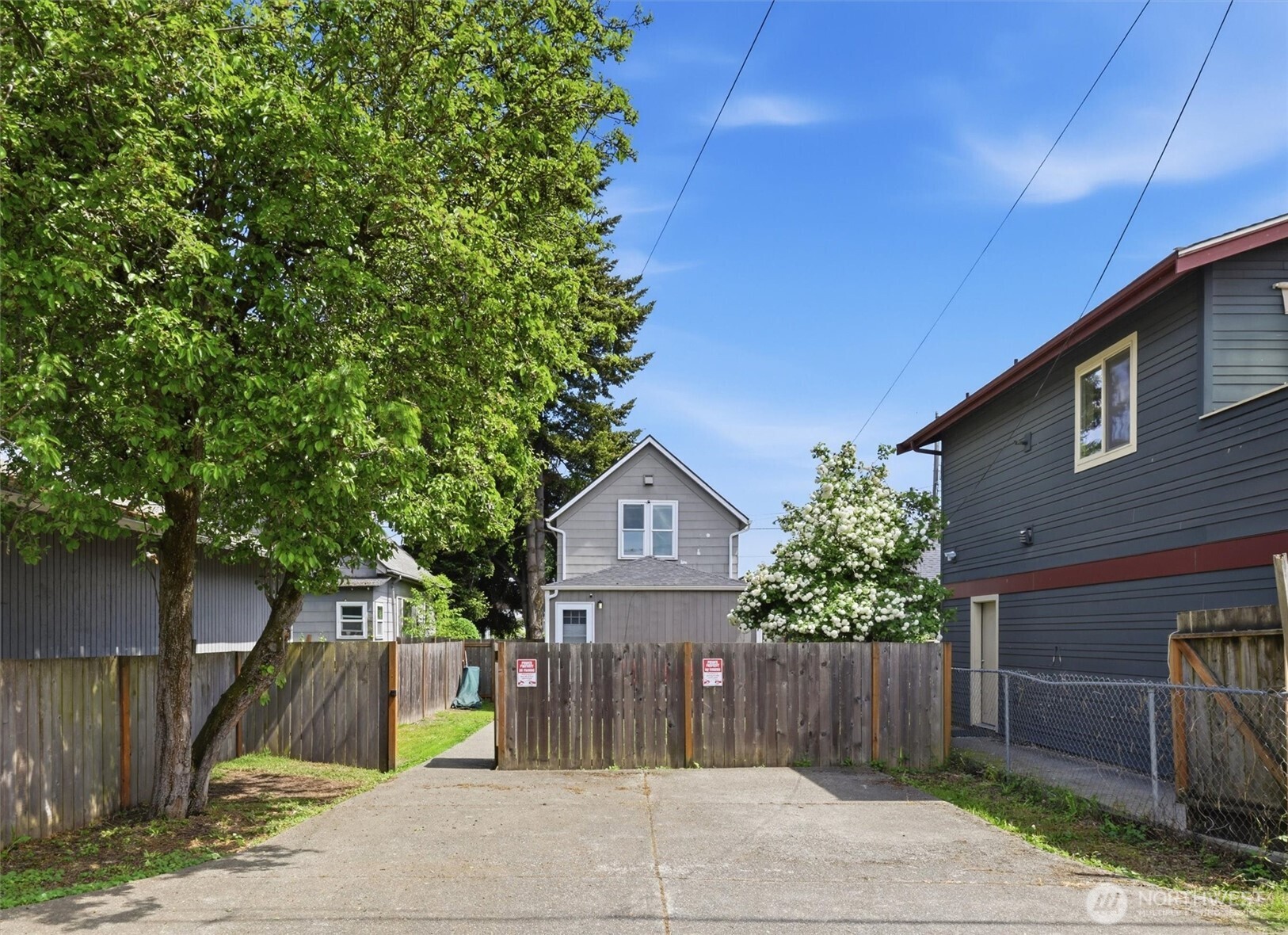 6211 Carleton Avenue Property Photo 30