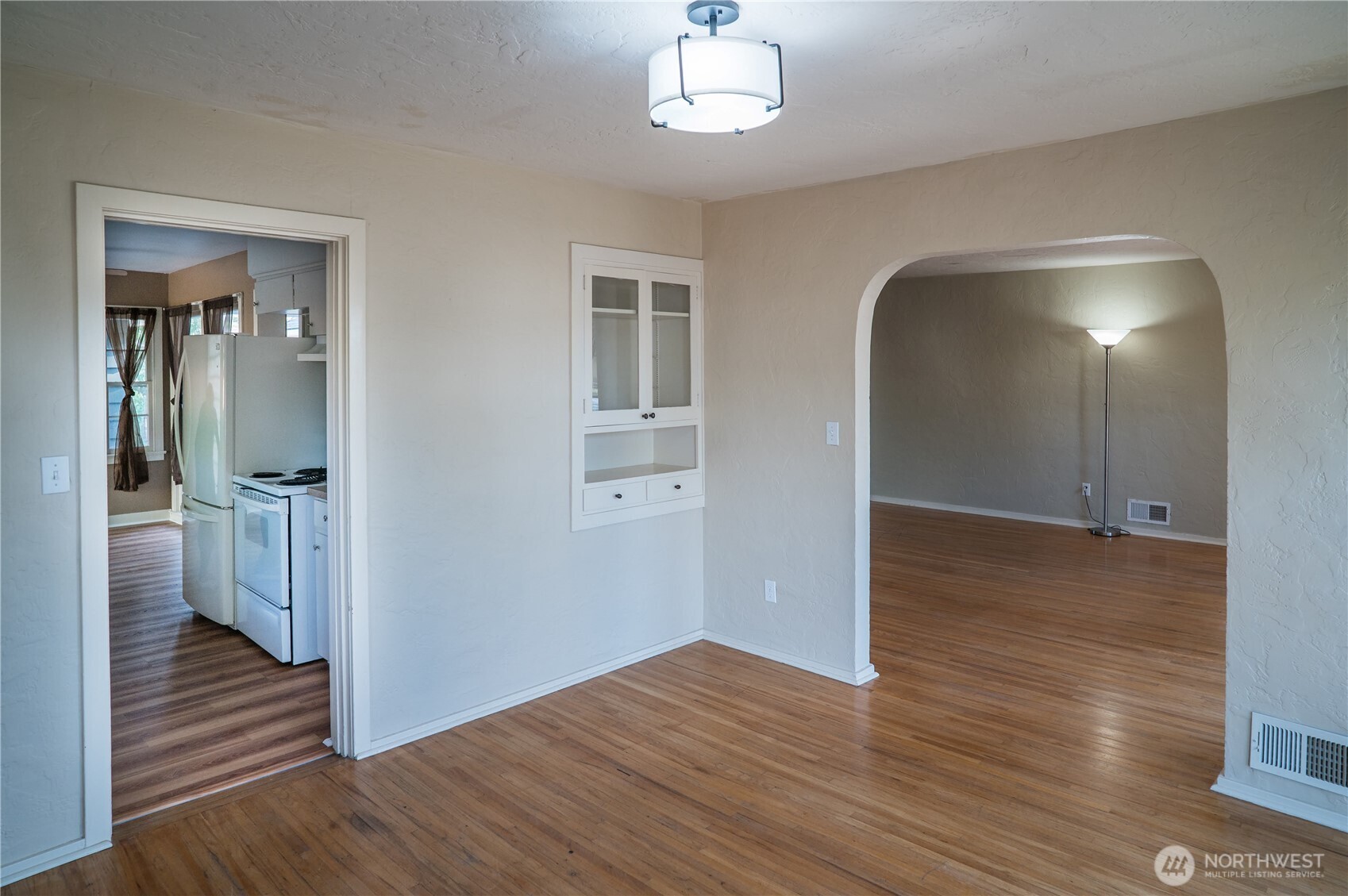 1264 Boyer Avenue Property Photo 5
