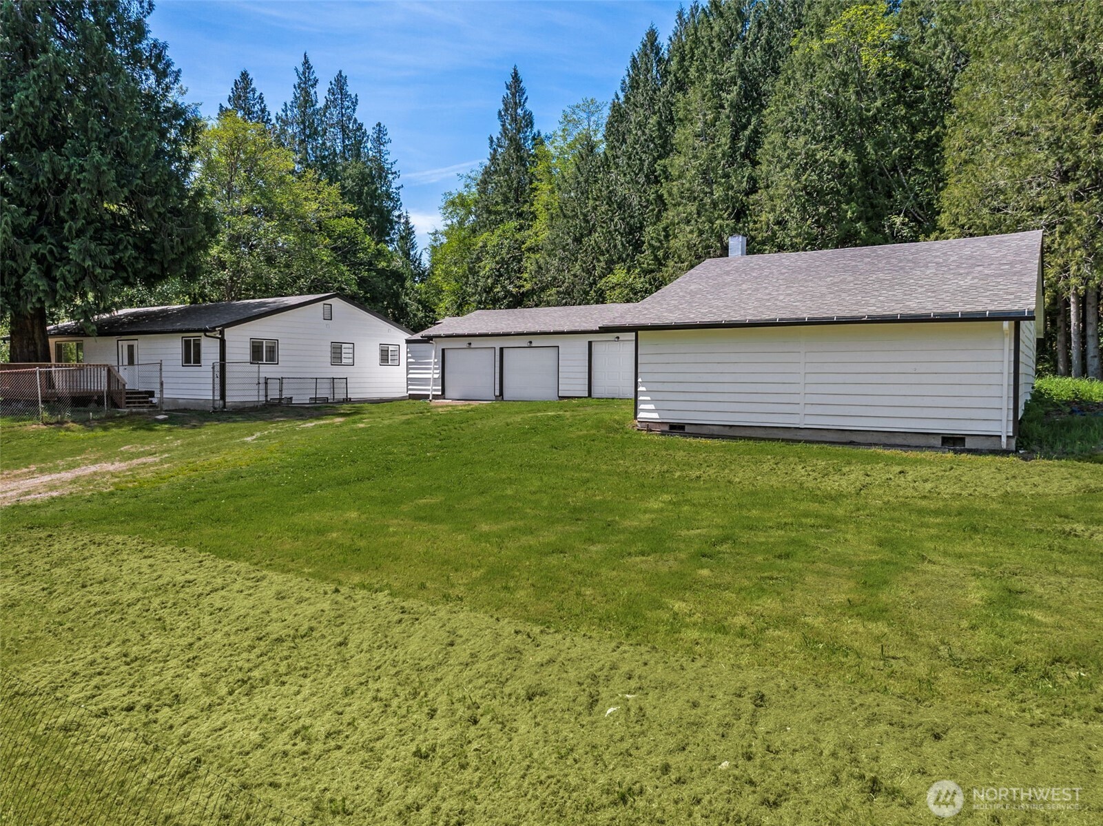 13710 Madrona Road Property Photo 3