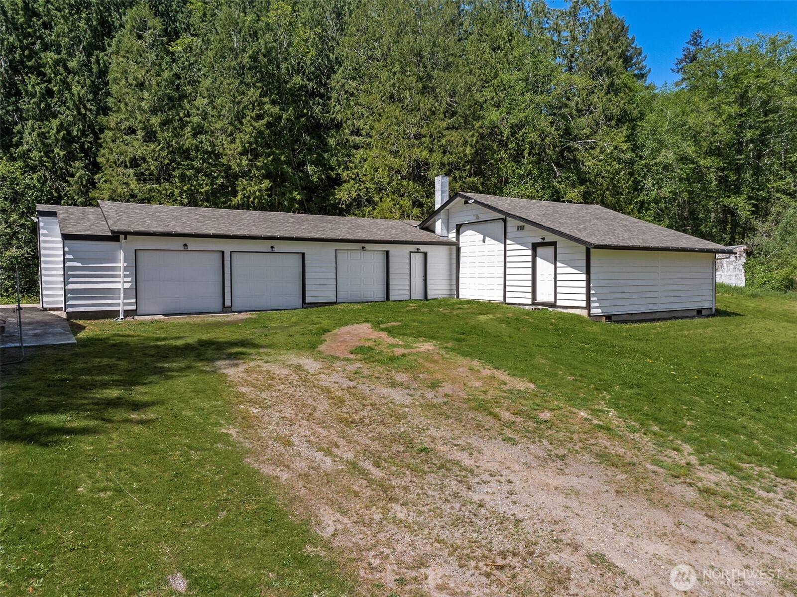 13710 Madrona Road Property Photo 4