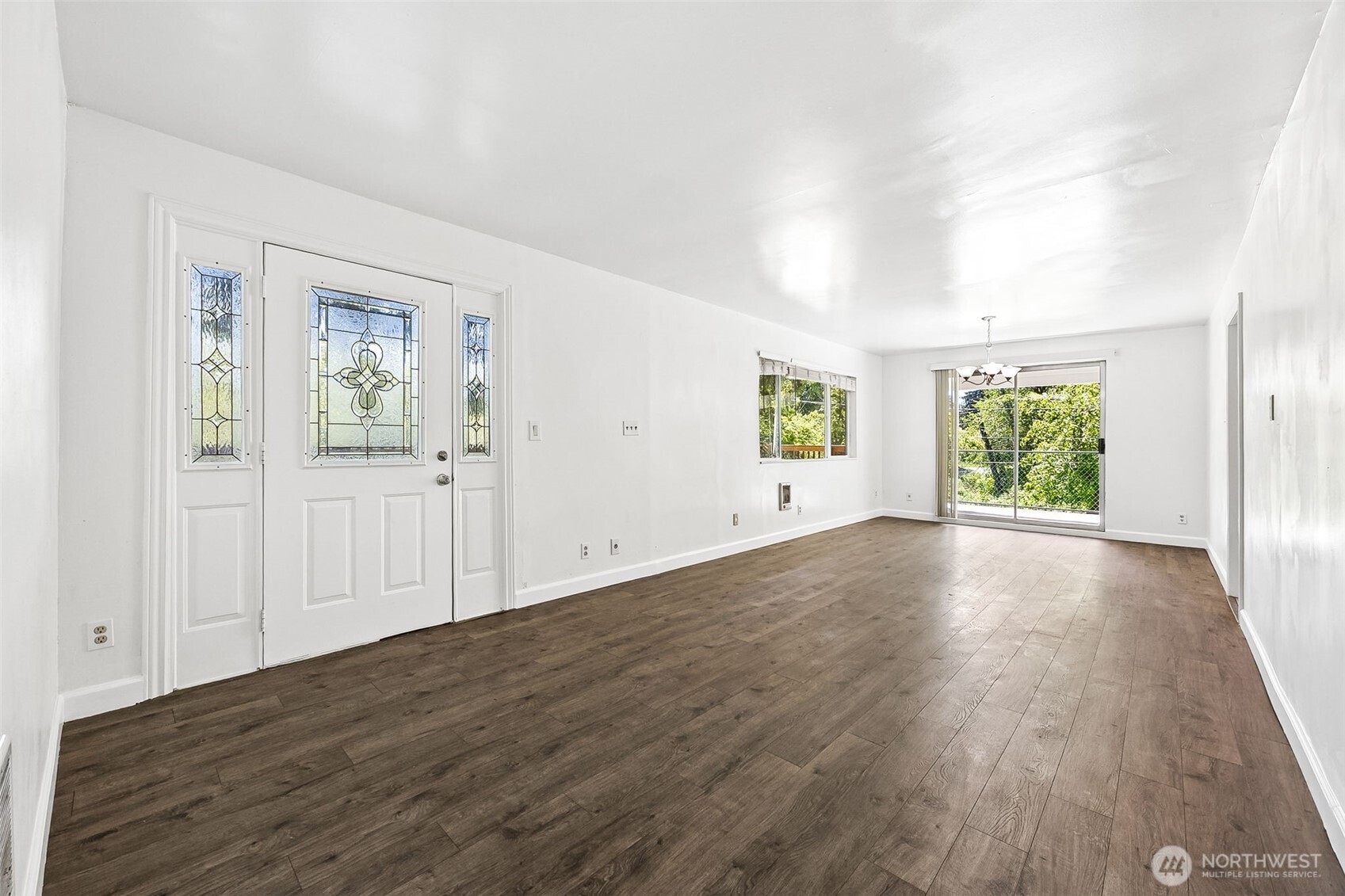 13710 Madrona Road Property Photo 7