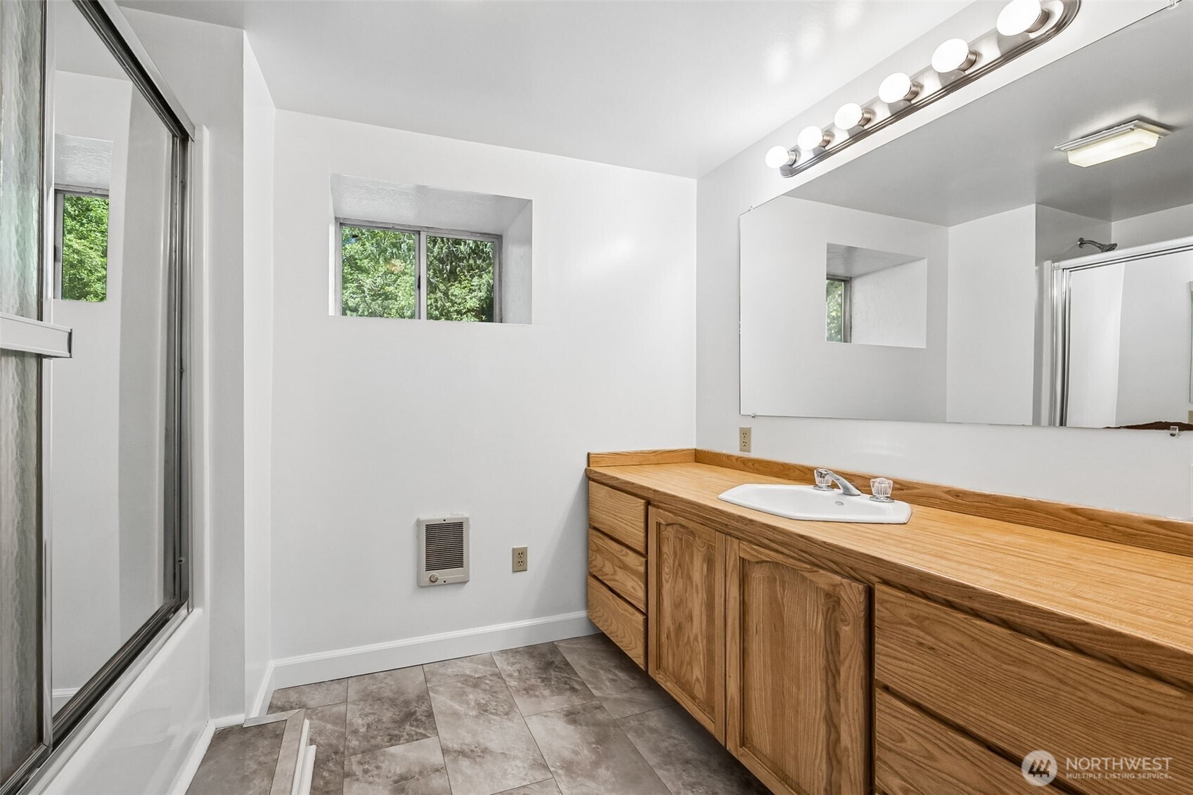 13710 Madrona Road Property Photo 27