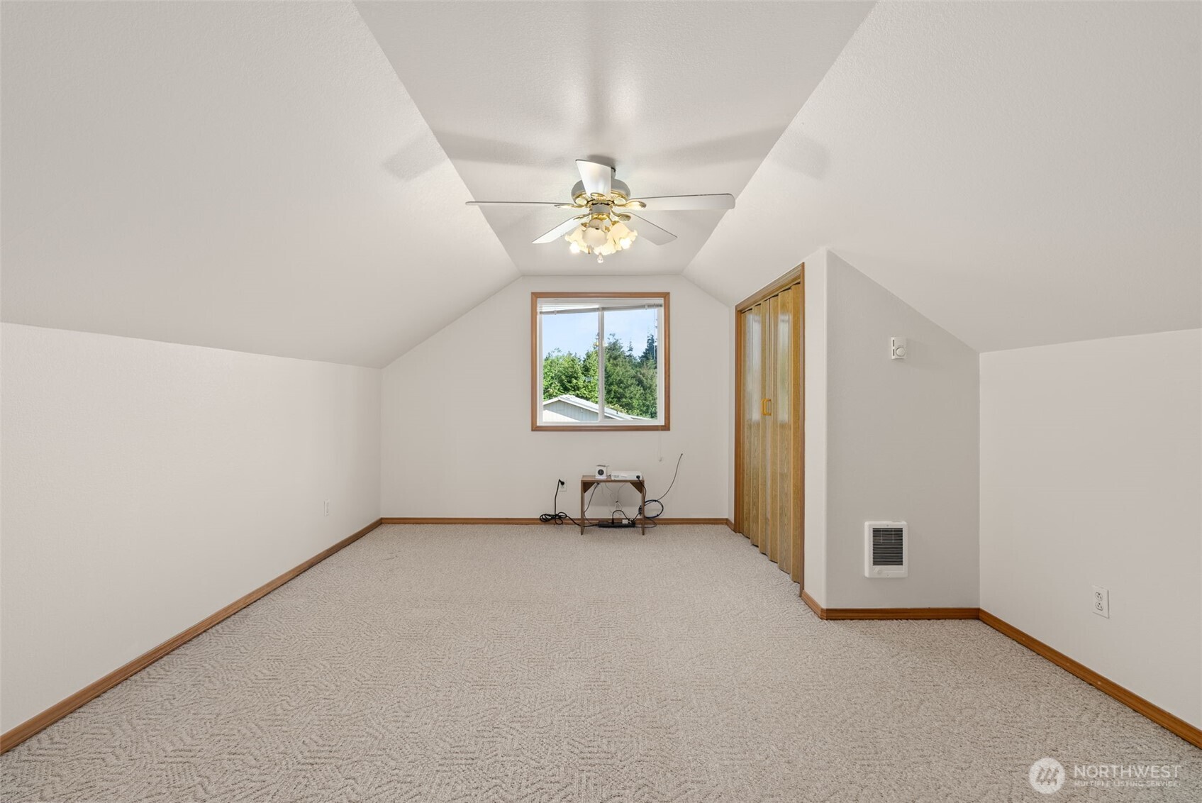 14 Sunset Road Property Photo 23