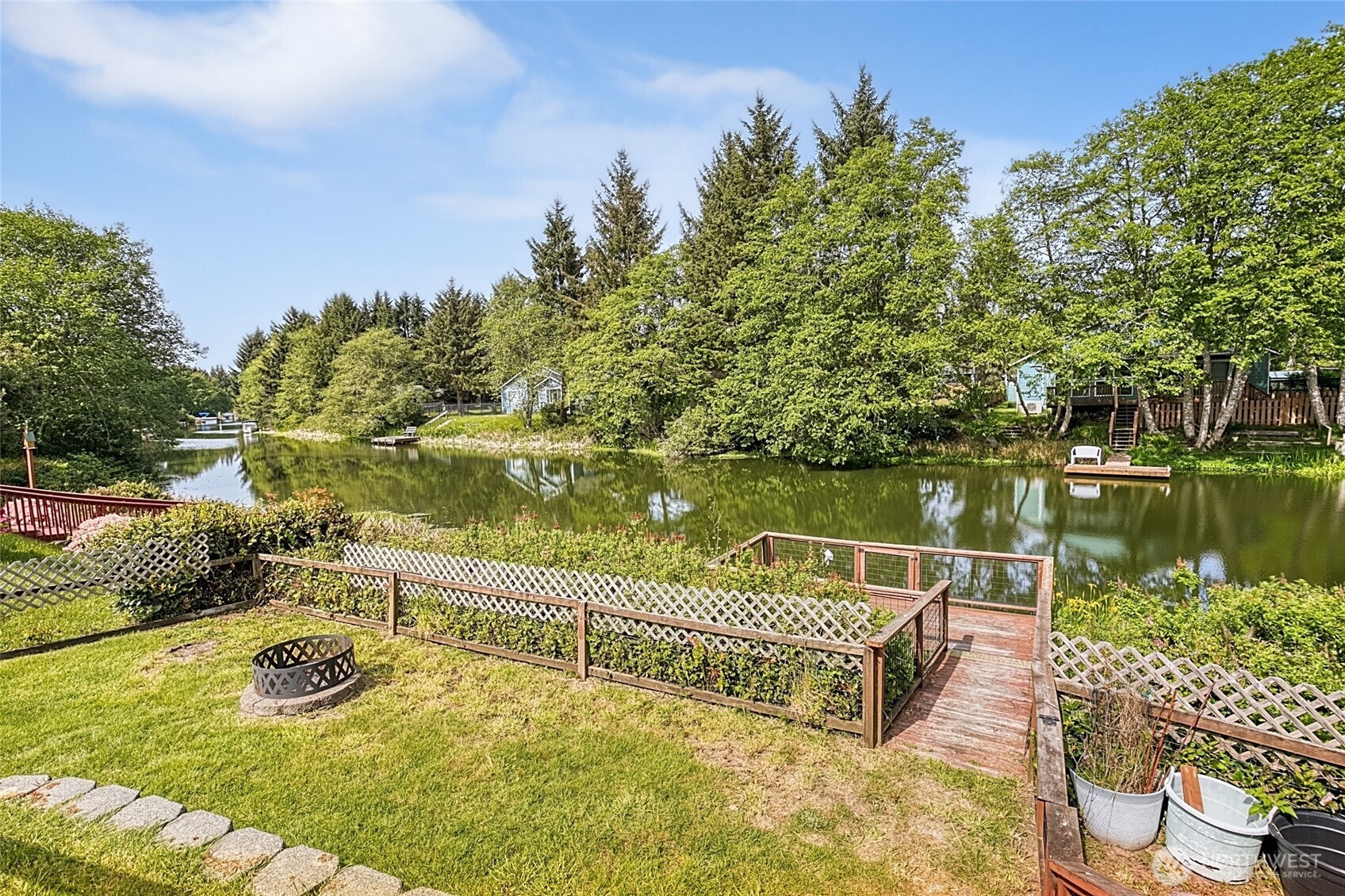 792 Island Circle Property Photo 3
