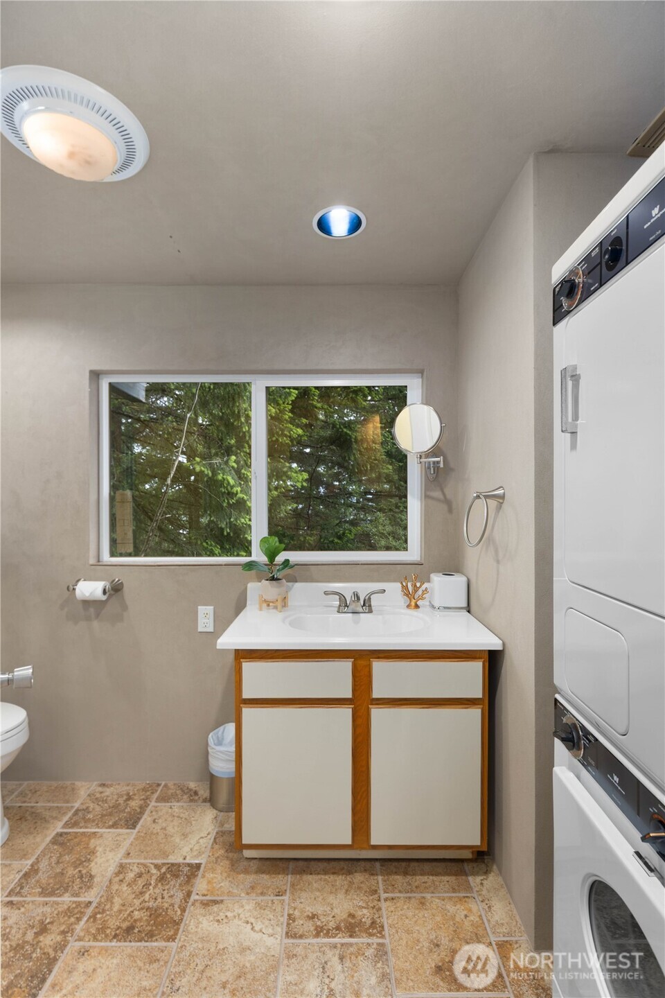 2944 Dogwood Terr Property Photo 30