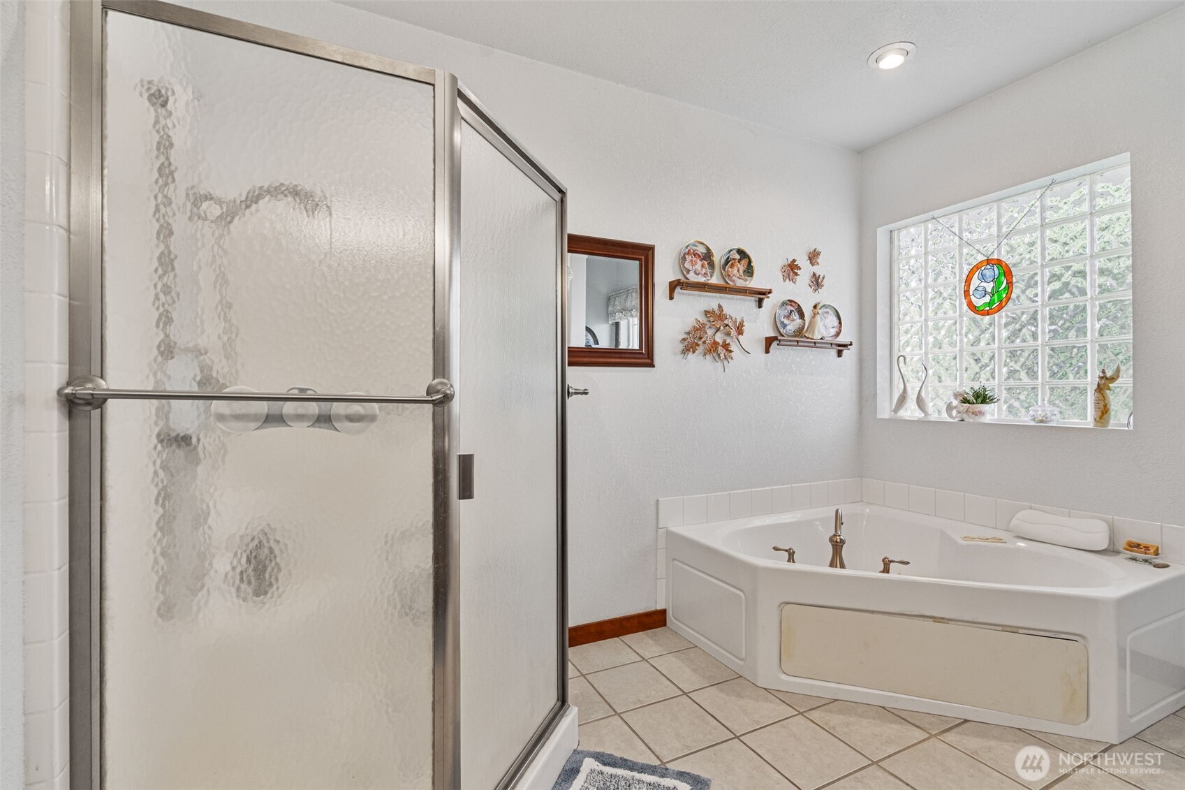 2716 Foron Road Property Photo 14